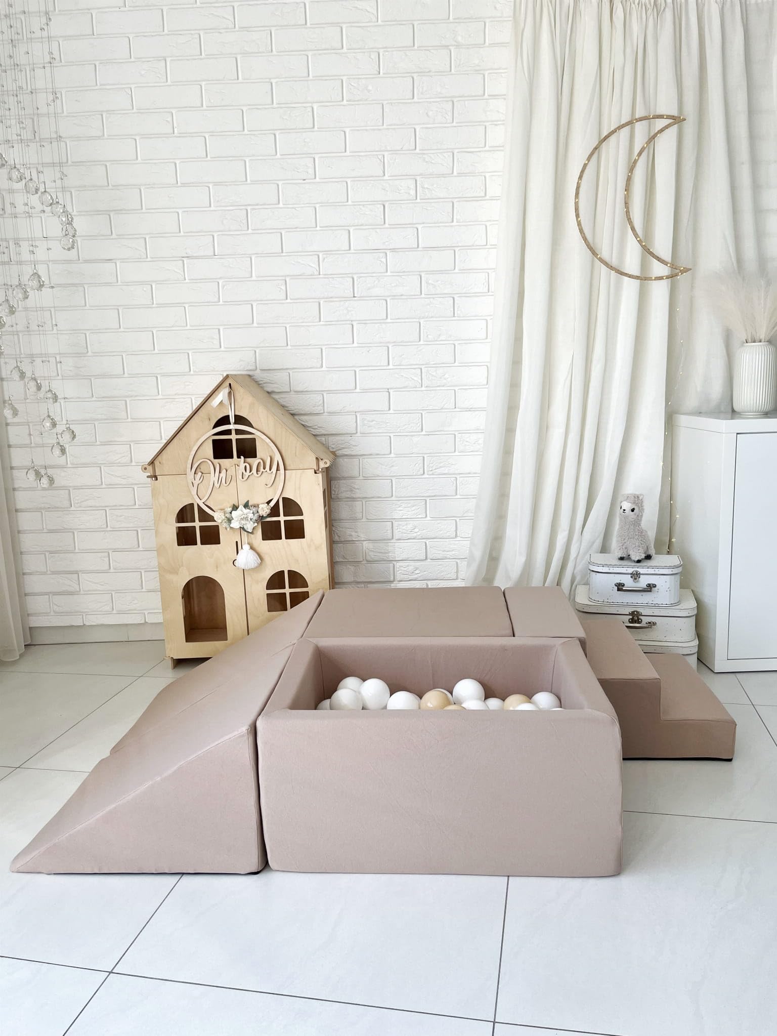 Beige Schaumstoff-Spielset mit 5 Elementen Bällebad und 100 Bällen Abnehmbare Bezüge Weich und Waschbar Indoor-Spielset Kinderspielplatz