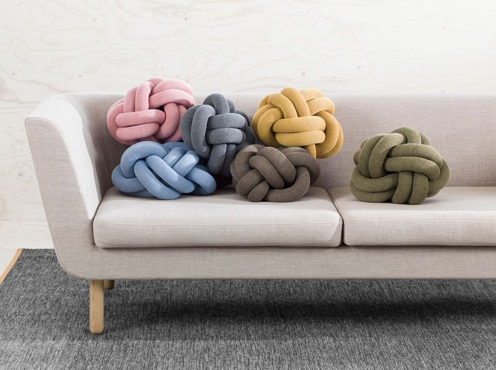 Design House Stockholm Knot Kissen, grau waschbar bei 30°C LxBxH 30x30x15cm