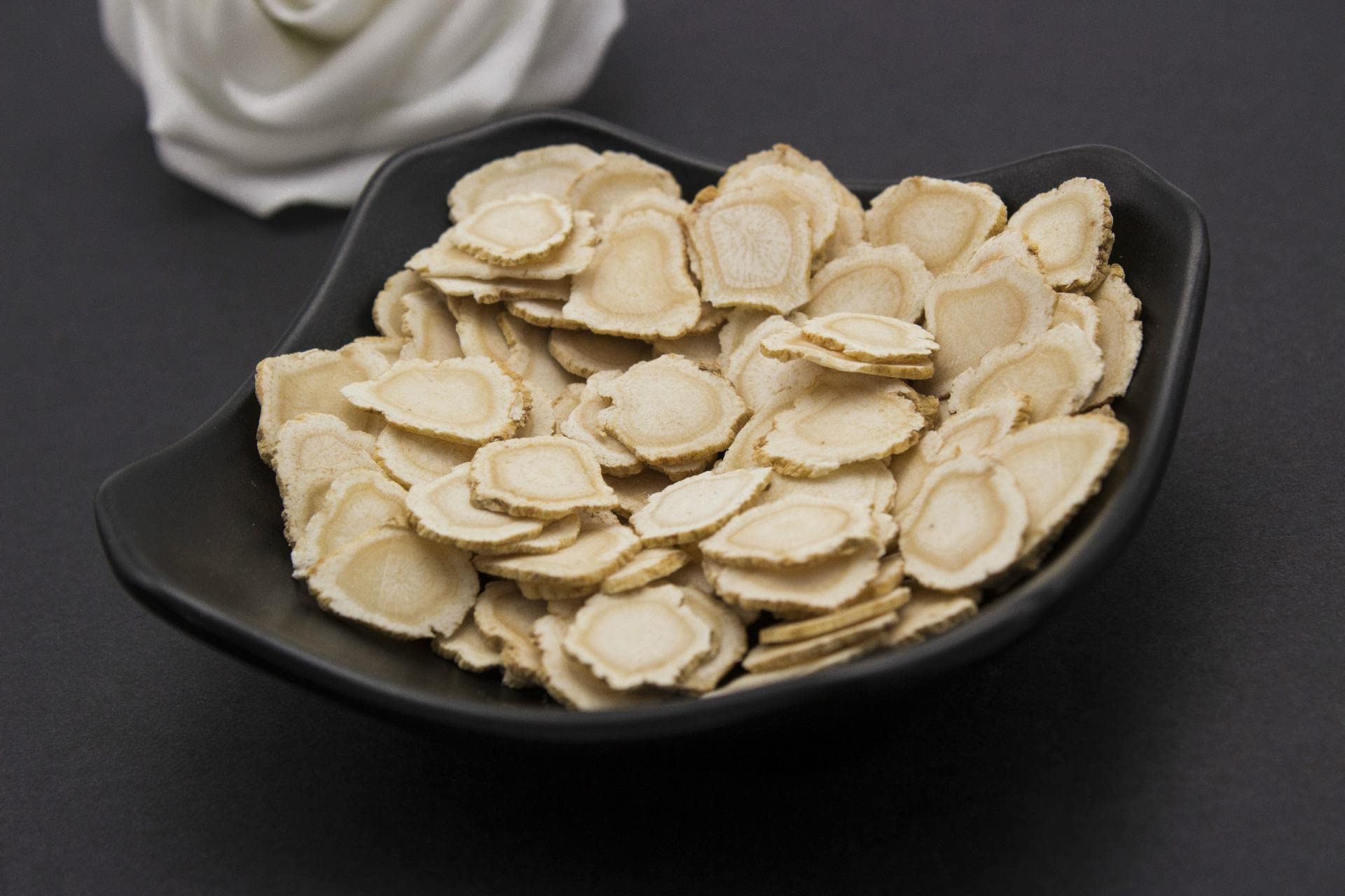 500 Grams (1.1 Lb.) Hard Sliced American Ginseng, Panax quinquefolium/Panax quinquefolius, from Changbai Mountain. (Sliced Diameter 1.0cm)