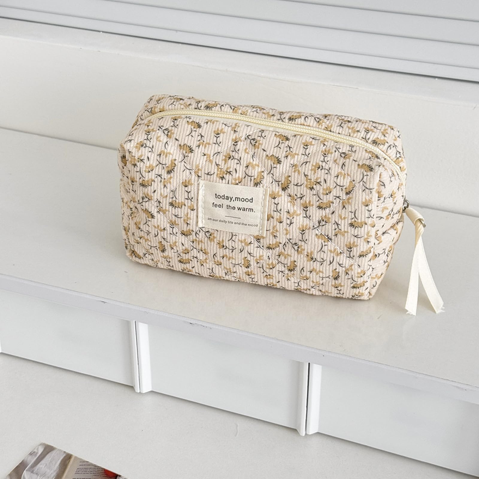 Qiwenr Pencil case, Pencil case with, the Cartoon Bag is Small and Cute and can be Used as a Money Bag (Yellow) - Image 4