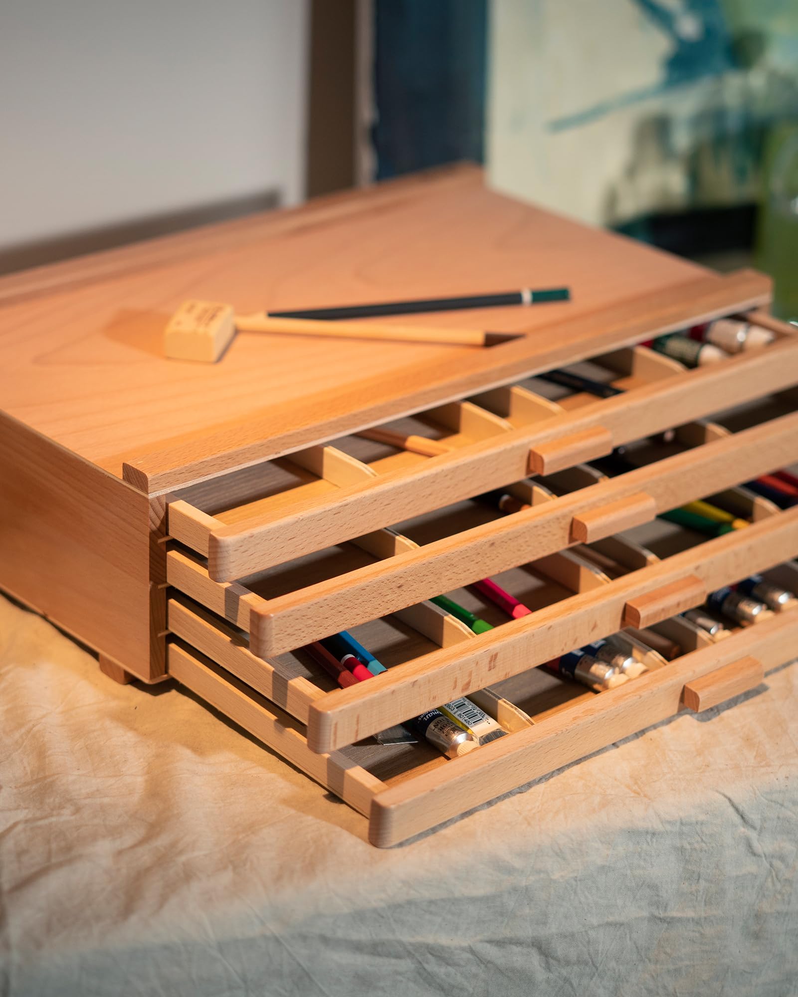 DJAR Boîte de Rangement à 4 Tiroirs pour Matériel d'Art, Organisateur de Bureau en Bois de Hêtre pour Pastels, Pinceaux, Crayons, Tiroirs Amovibles, Naturel