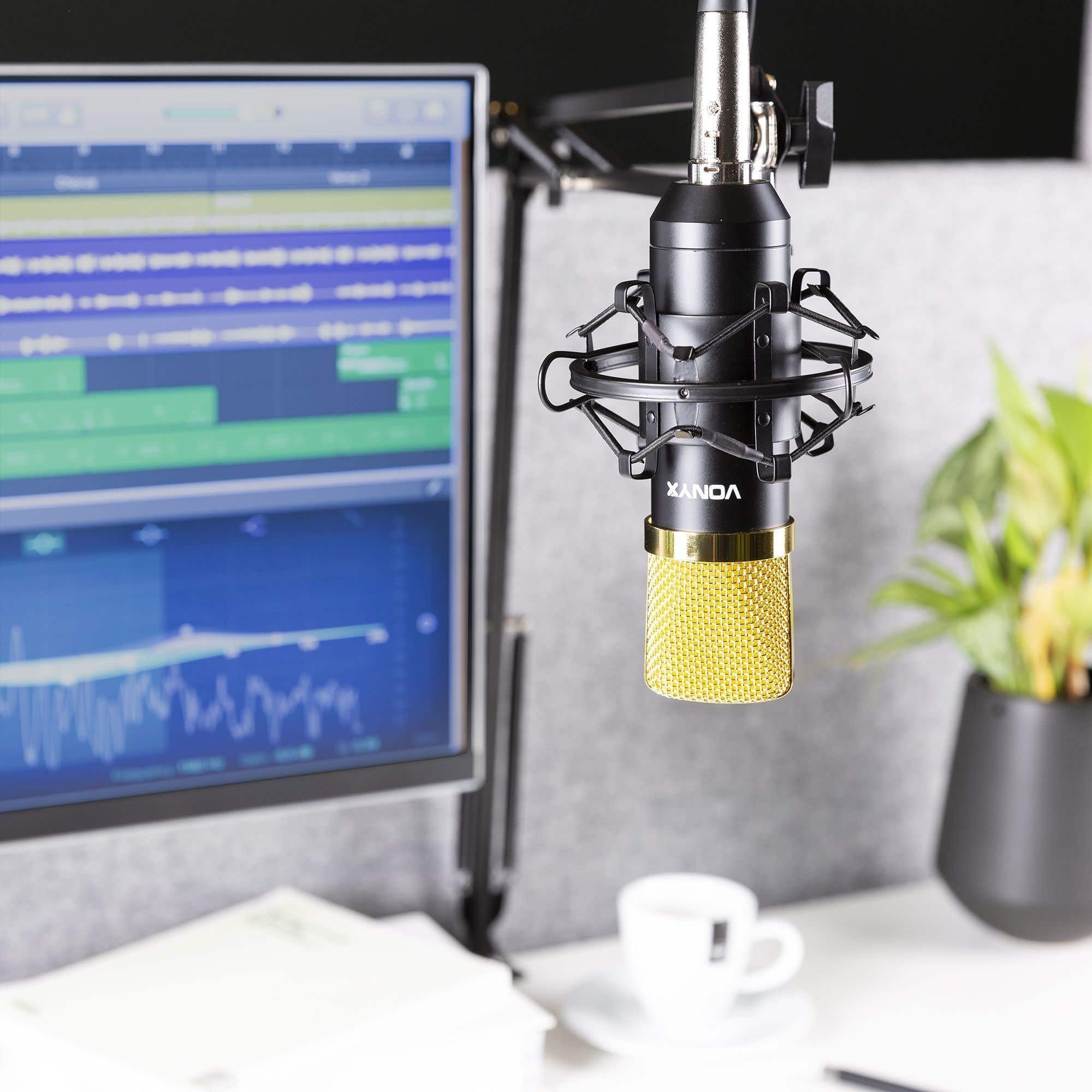 Vonyx Podcast-Starterkit mit USB-Mischpult mit Bluetooth, CMS400B Studiomikrofon, verstellbarem Mikrofonarm und Shockmount.