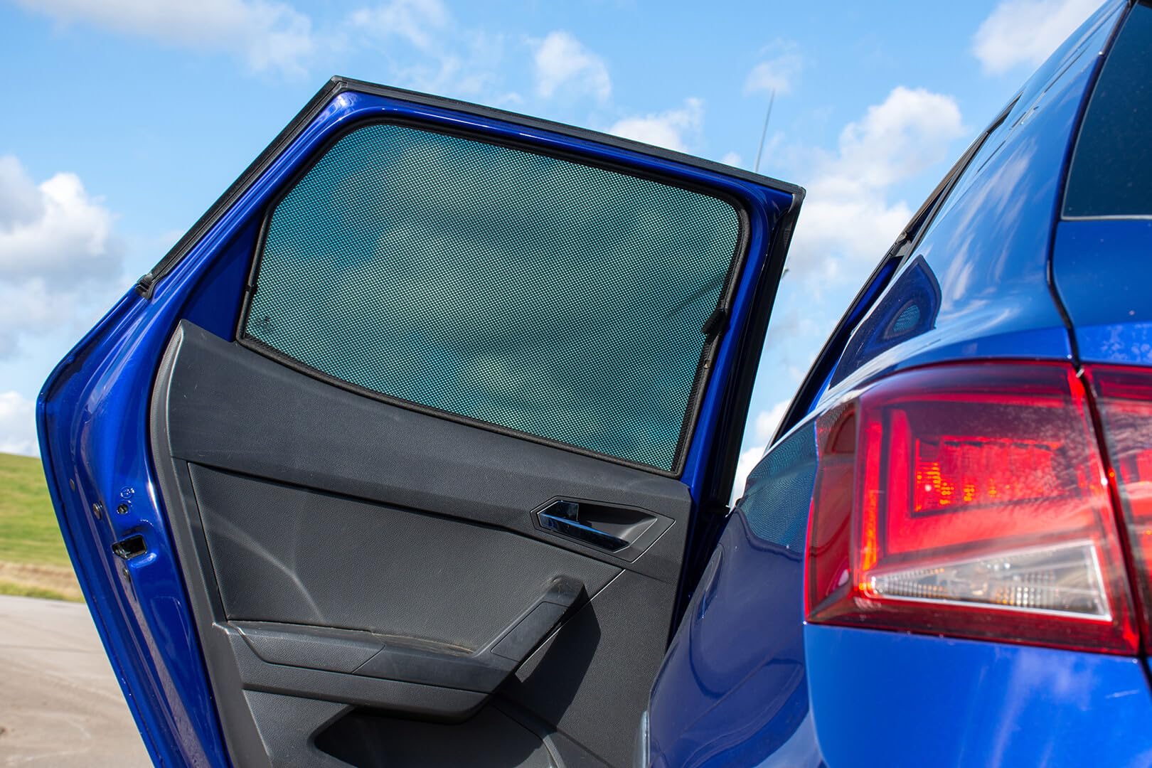 Zestaw osłon samochodowych kompatybilny z Seat Arona (KJ) 2017- (6-częściowy)