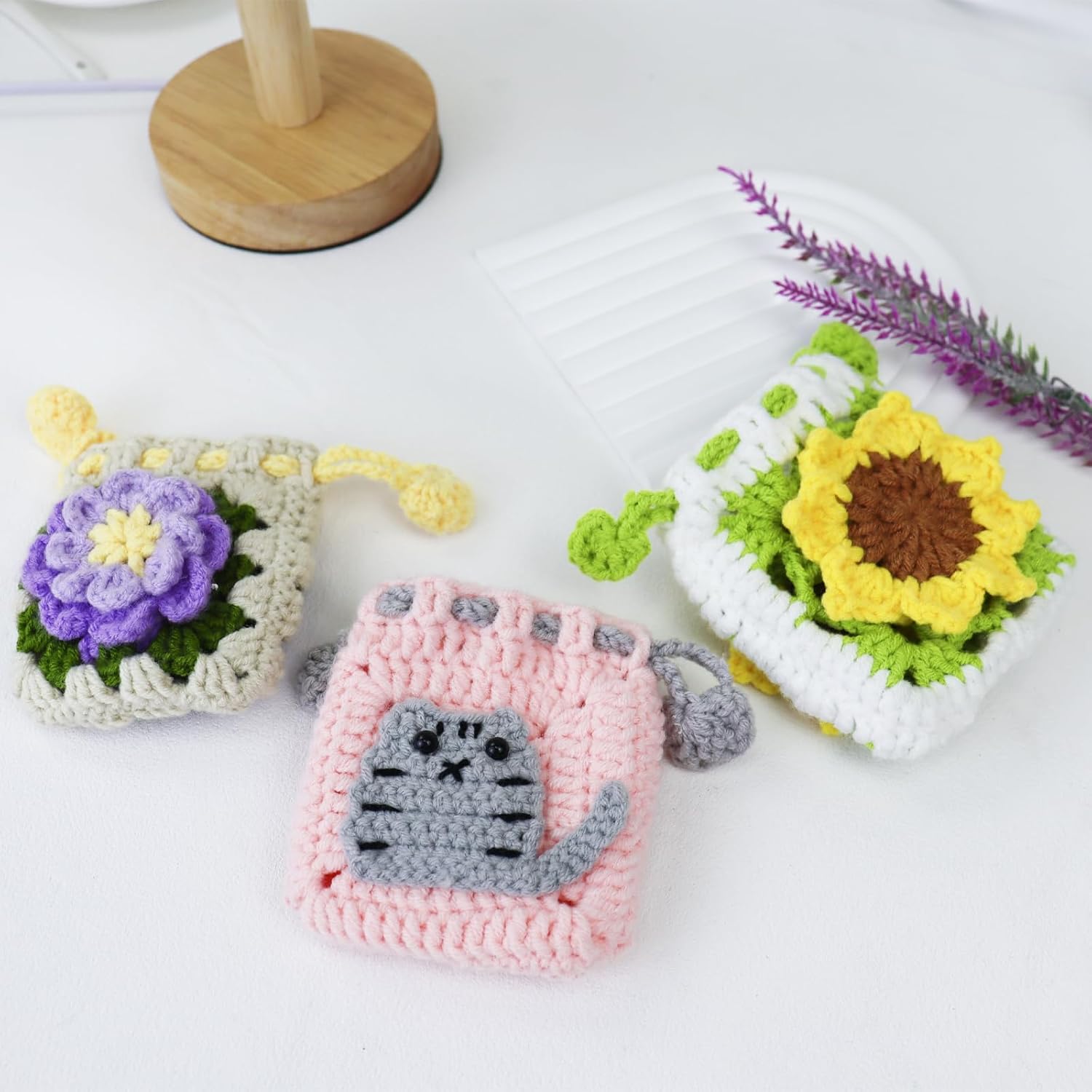 Hand-made Coin Purse Pouch, Crocheted Coin Bag Small Coin Purse for Women and Girls, Drawstring Mini Coin Purse Cute Coin Purse Exquisite Change Purse Wallet for Coin, Keys (pink)