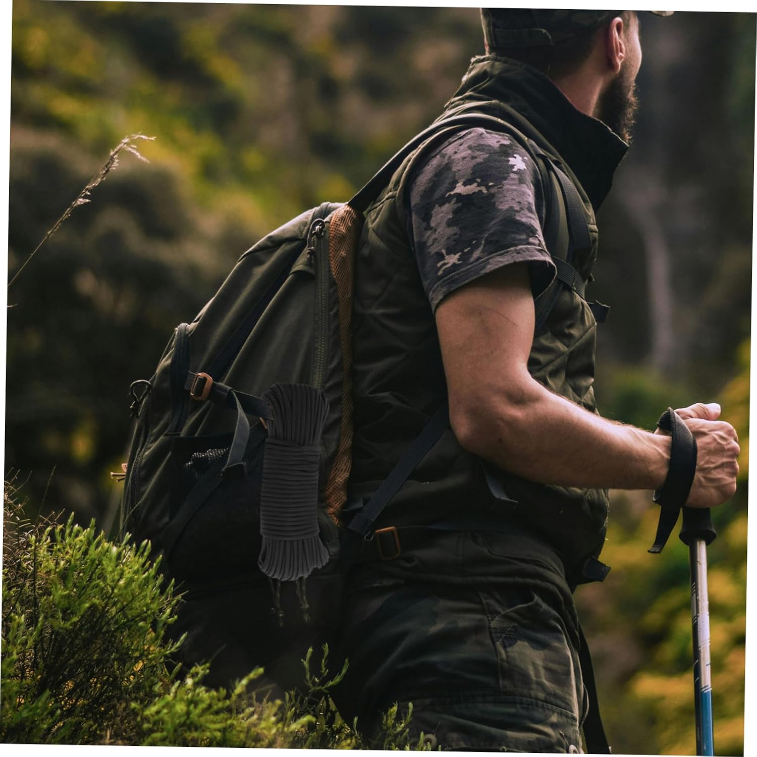 Survival Rope for Camping Outdoor Emergency Multifuntional Cord for Tent Setup Tarp Securing and Mountaineering Activities
