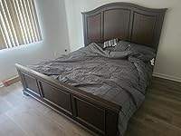 Review Image by Ahren beck