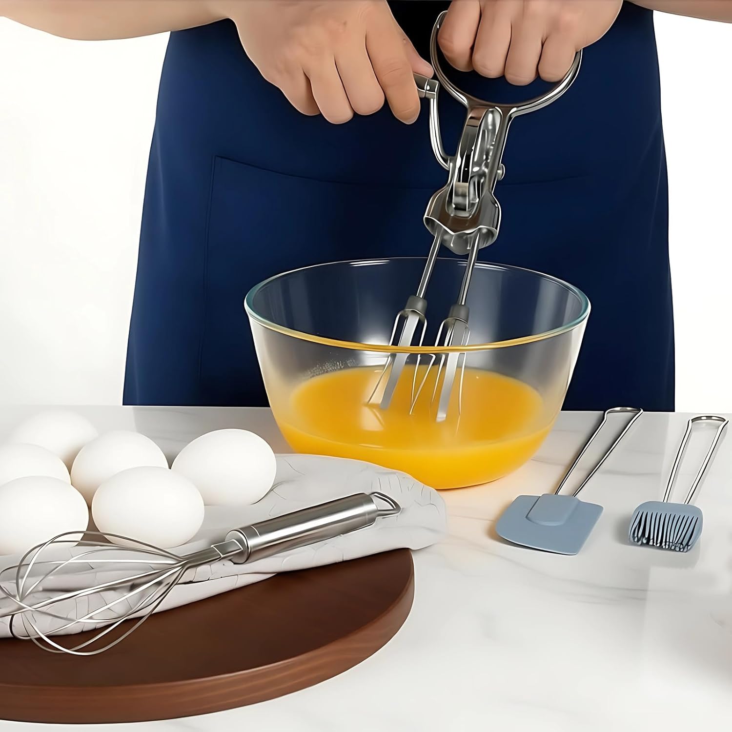 Manual Hand Mixer, 4 Pcs Stainless Steel Egg Beater Set, Including Hand Crank Egg Beater, Whisk, Spatula, and Silicone Brush for Blending
