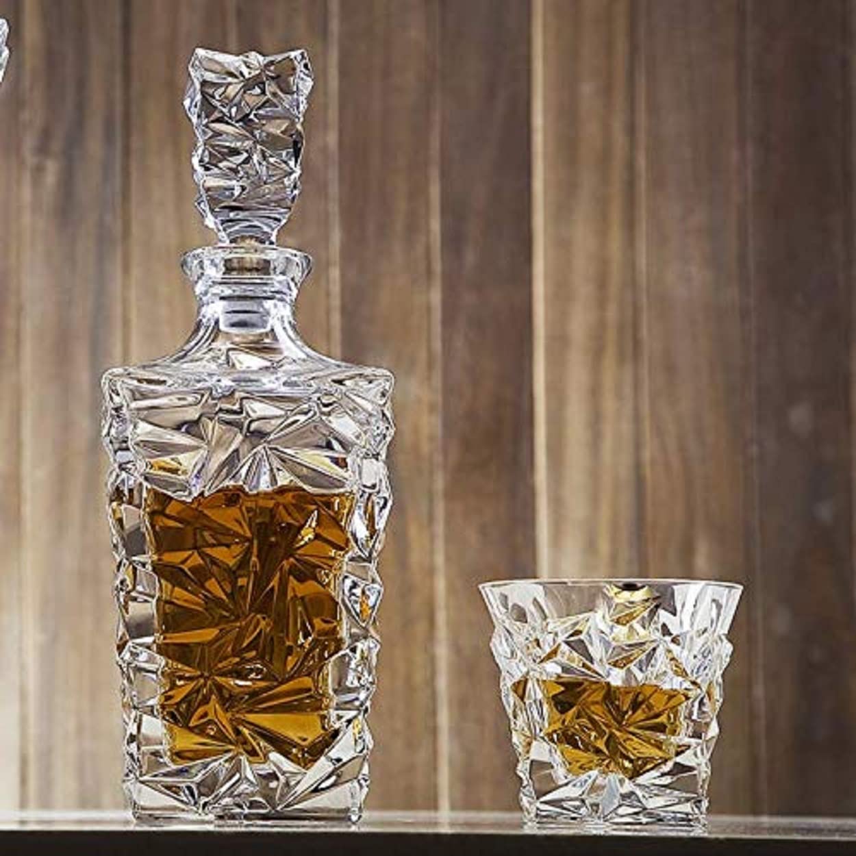 Vilon Crystal Clear 7 Pcs Decanter and Glasses Set- Stylish 1 Decanter and 6 Pcs Glass Set - Perfect for Whiskey, Scotch, Wine, Vodka, Tequila, Rum - Image 6 thumbnail