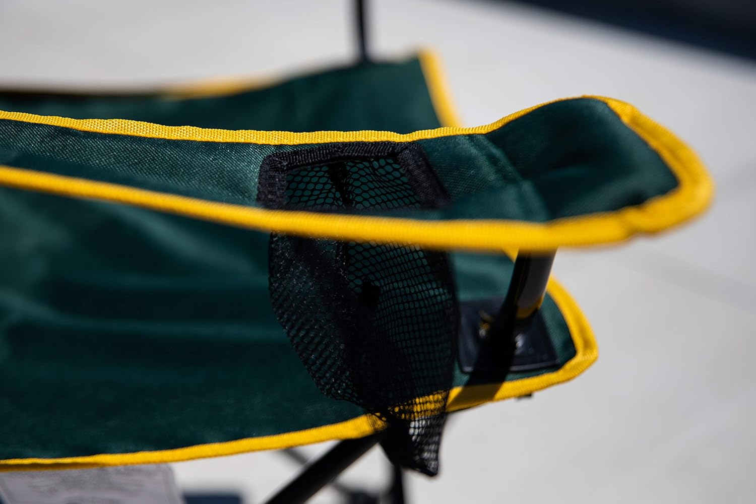 Rawlings NFL XL Lineman Tailgate and Camping Folding Chair, Red, White, One-Size : Sports & Outdoors