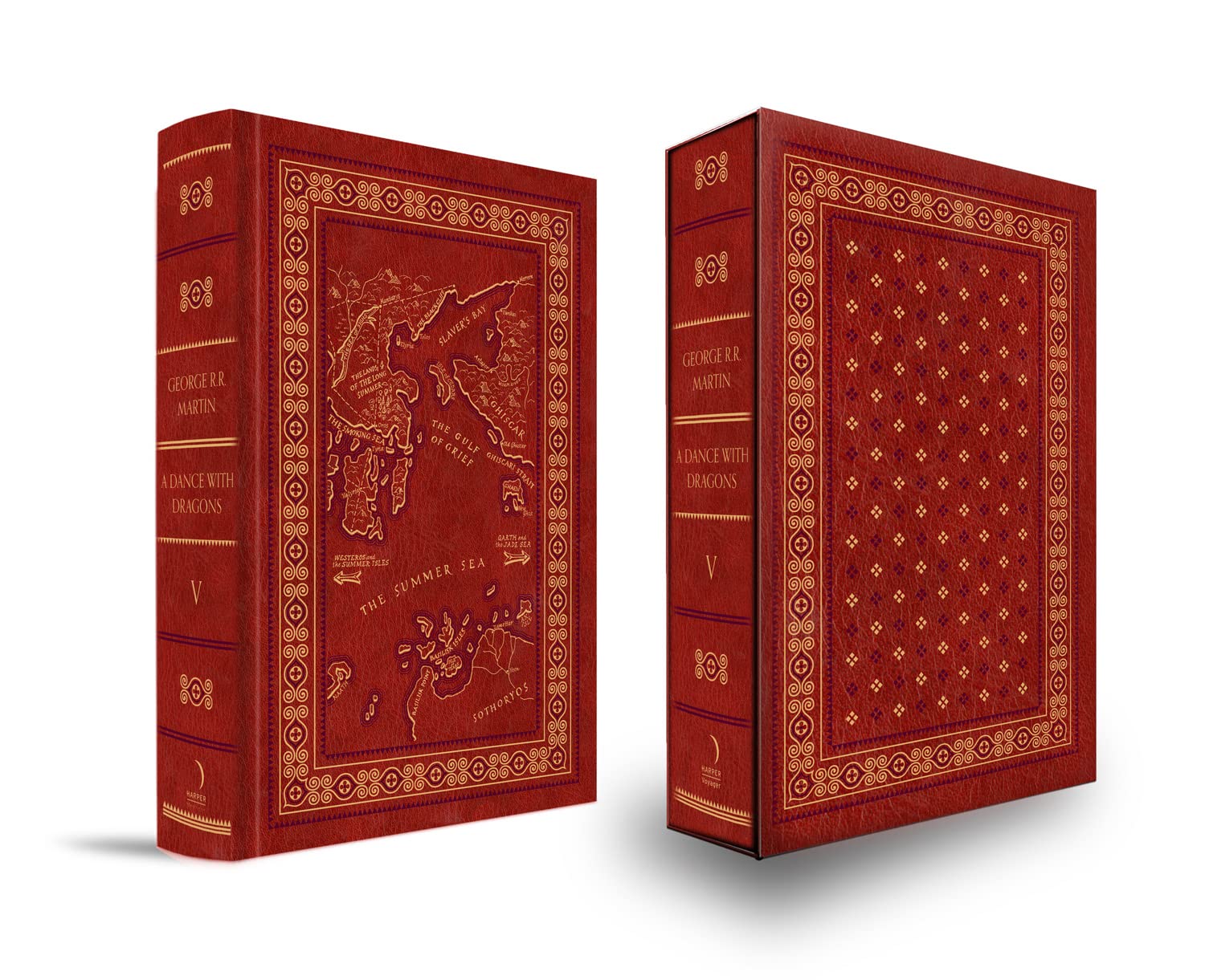 A Dance With Dragons: The bestselling classic epic fantasy series behind the award-winning HBO and Sky TV show and phenomenon GAME OF THRONES