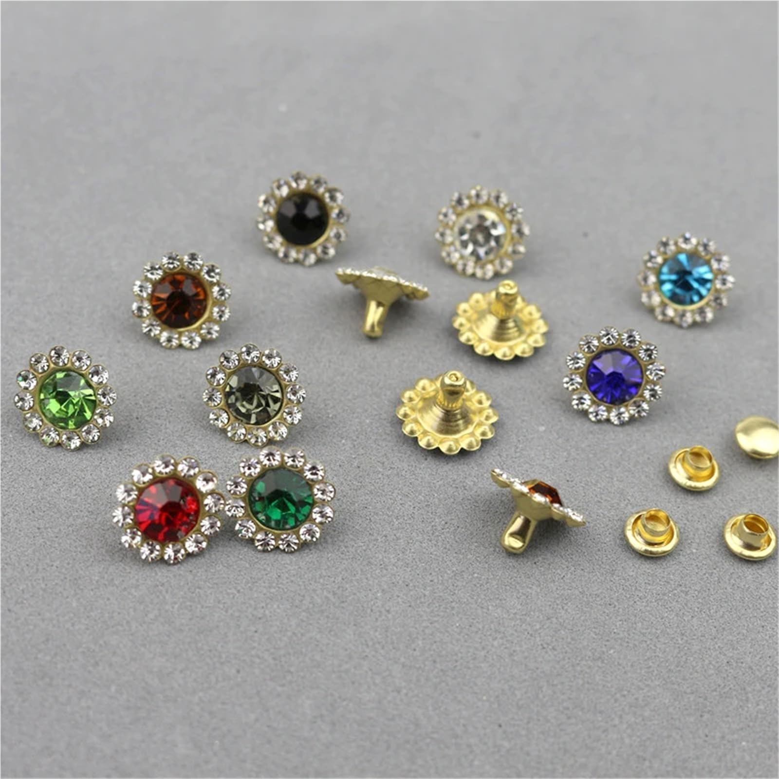 Nity z kryształami metalowymi, Nity z kryształu górskiego 200 zestawów 12 mm wielokolorowe kryształowe ćwieki Diamante do skóry DIY włosów