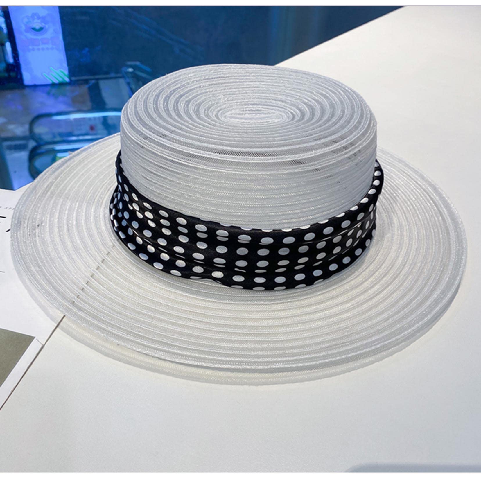 Sun Visor Hats Network Garn für Frauen, Sommerstrandhut breiter Krempe, Einstellbarer UV UPF50+ Reisevisoren Hut White-56-58cm