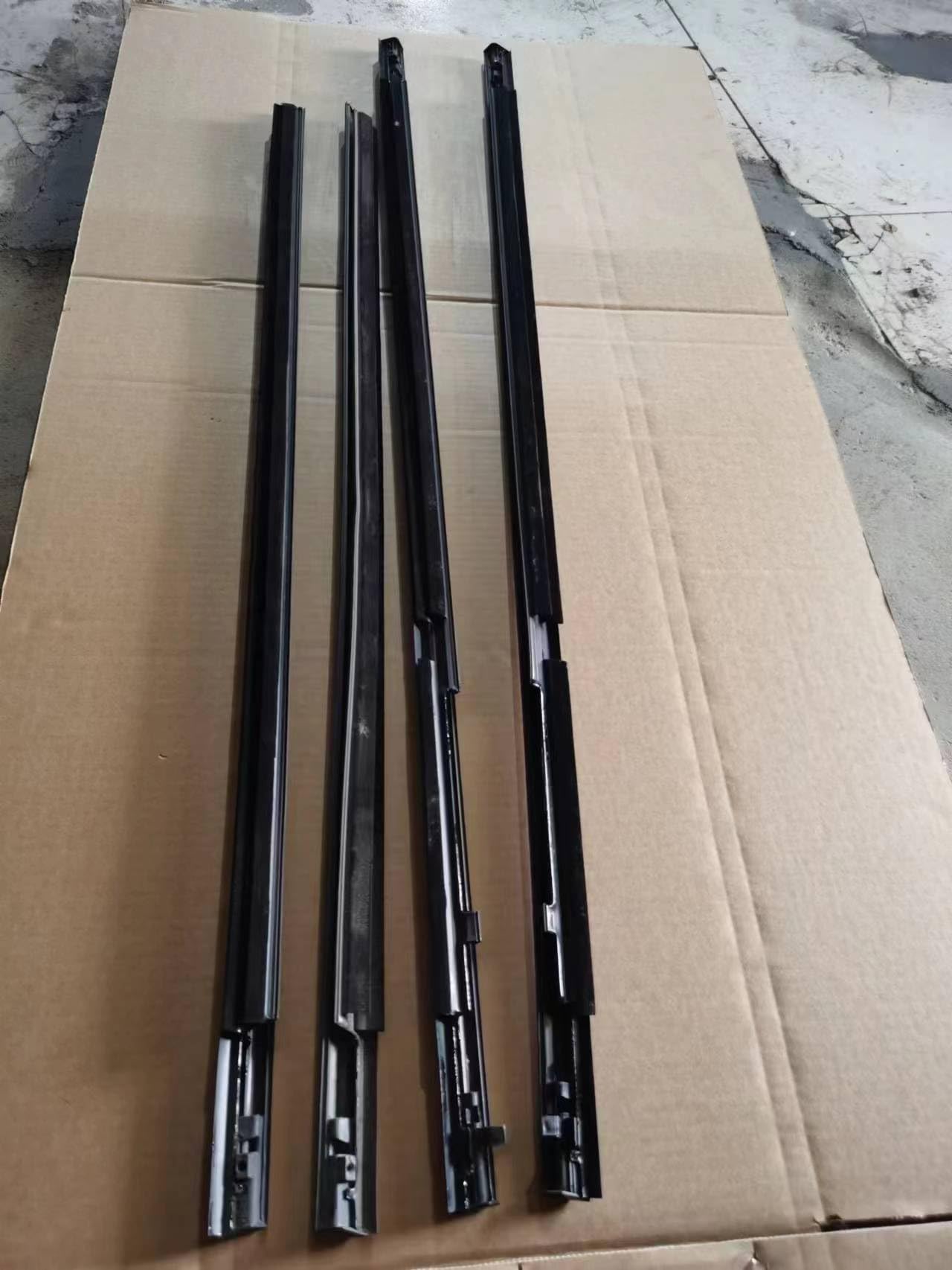 Trim Stripes Bandes Adhésives Adapté pour Accent 2008 – 2017, 4 pièces, bande d'étanchéité pour fenêtre de voiture, moulage de garniture, ceinture d'étanchéité