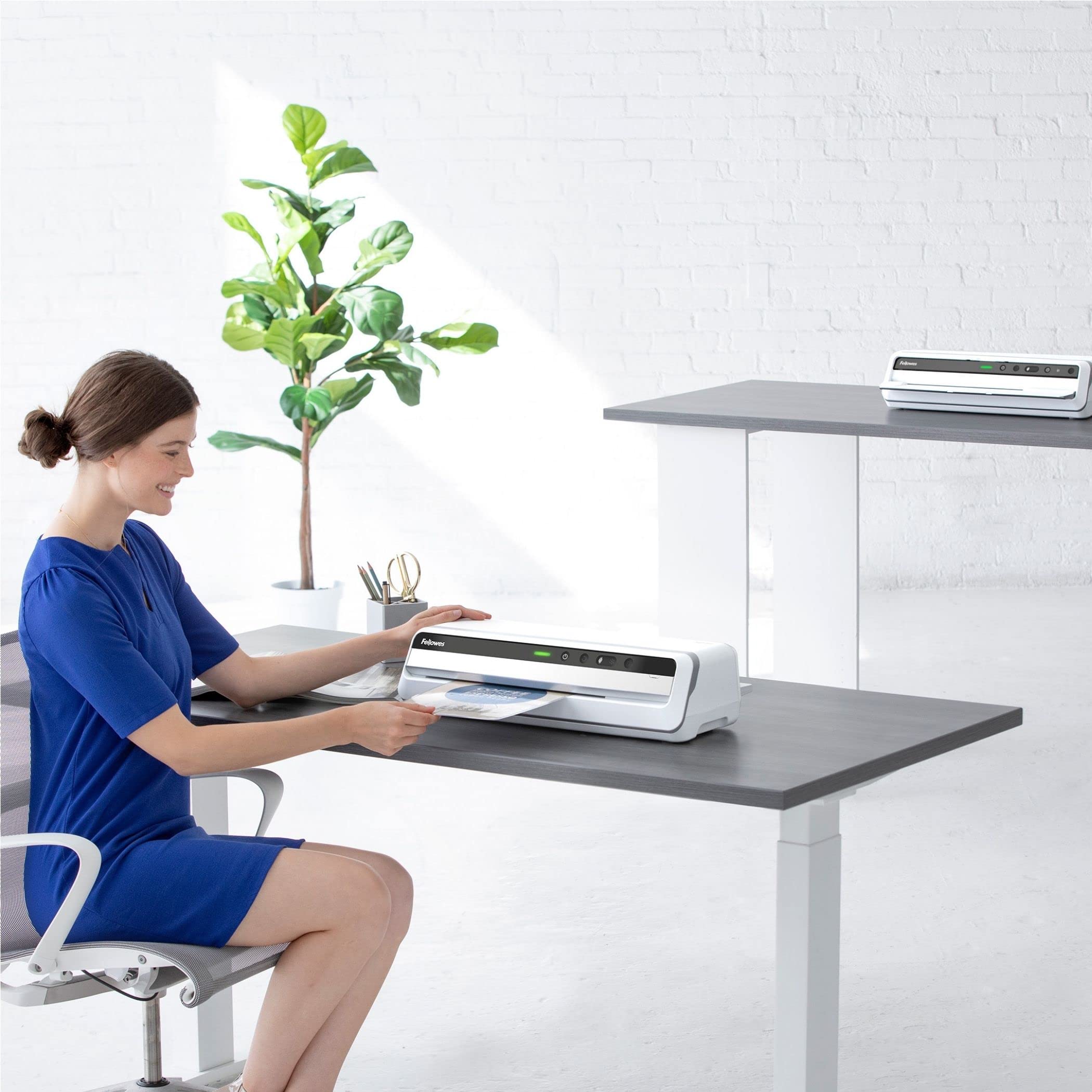 Fellowes Laminiergerät Jupiter A3 - vollautomatischer Büro-Laminator - nur 60 Sek. Aufwärmzeit - für Heißlaminierfolien bis 250mic - Anti-Stau-Funktion - inkl. Starterset für 10 Laminationen