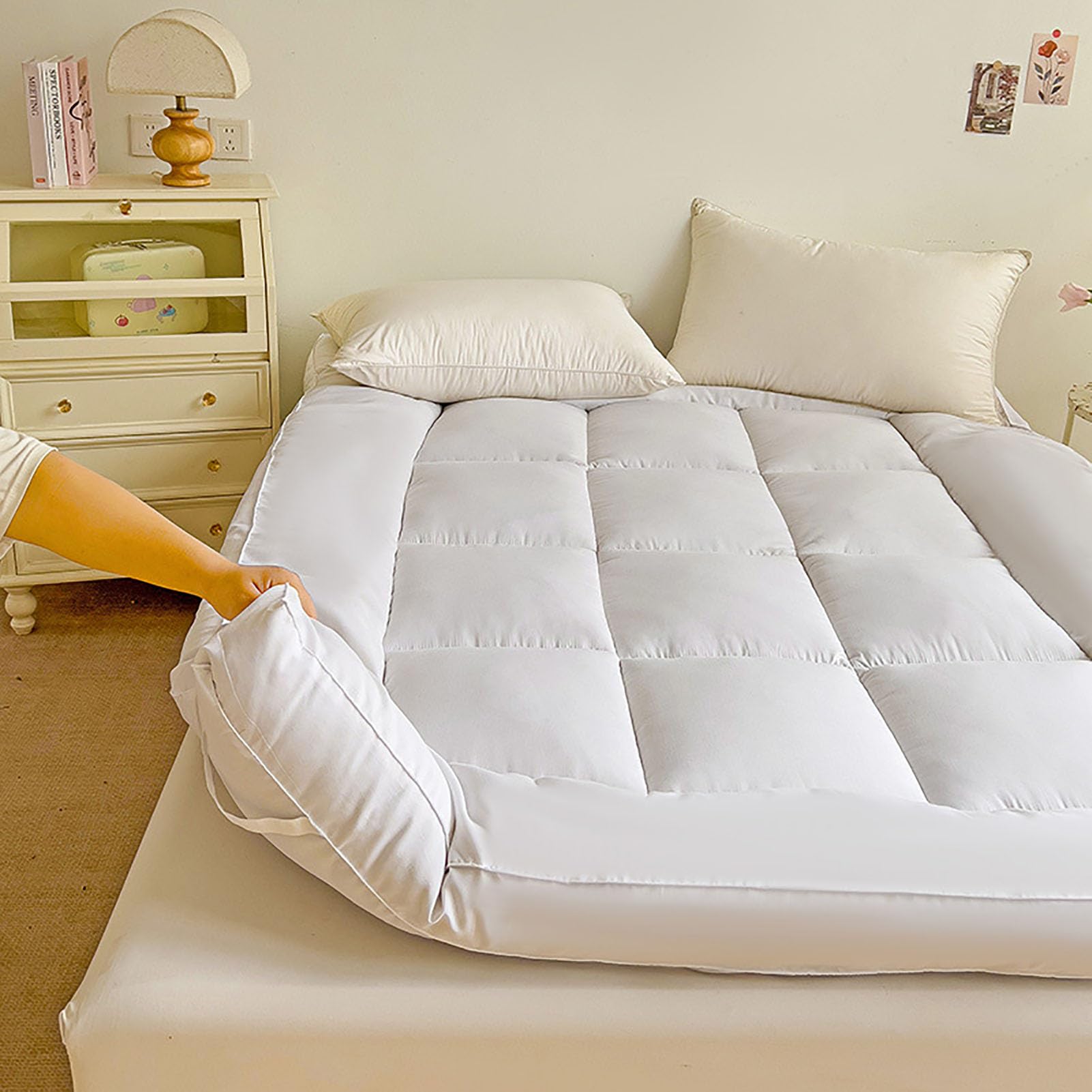 BK&MF Thickened Soybean Fiber Mattress Topper, Foldable Ultra Soft Washed Cotton Bed Pad with Corner Straps, Quilted Mattress Pad for Home, Apartment,White,180x200cm(71x79inch)