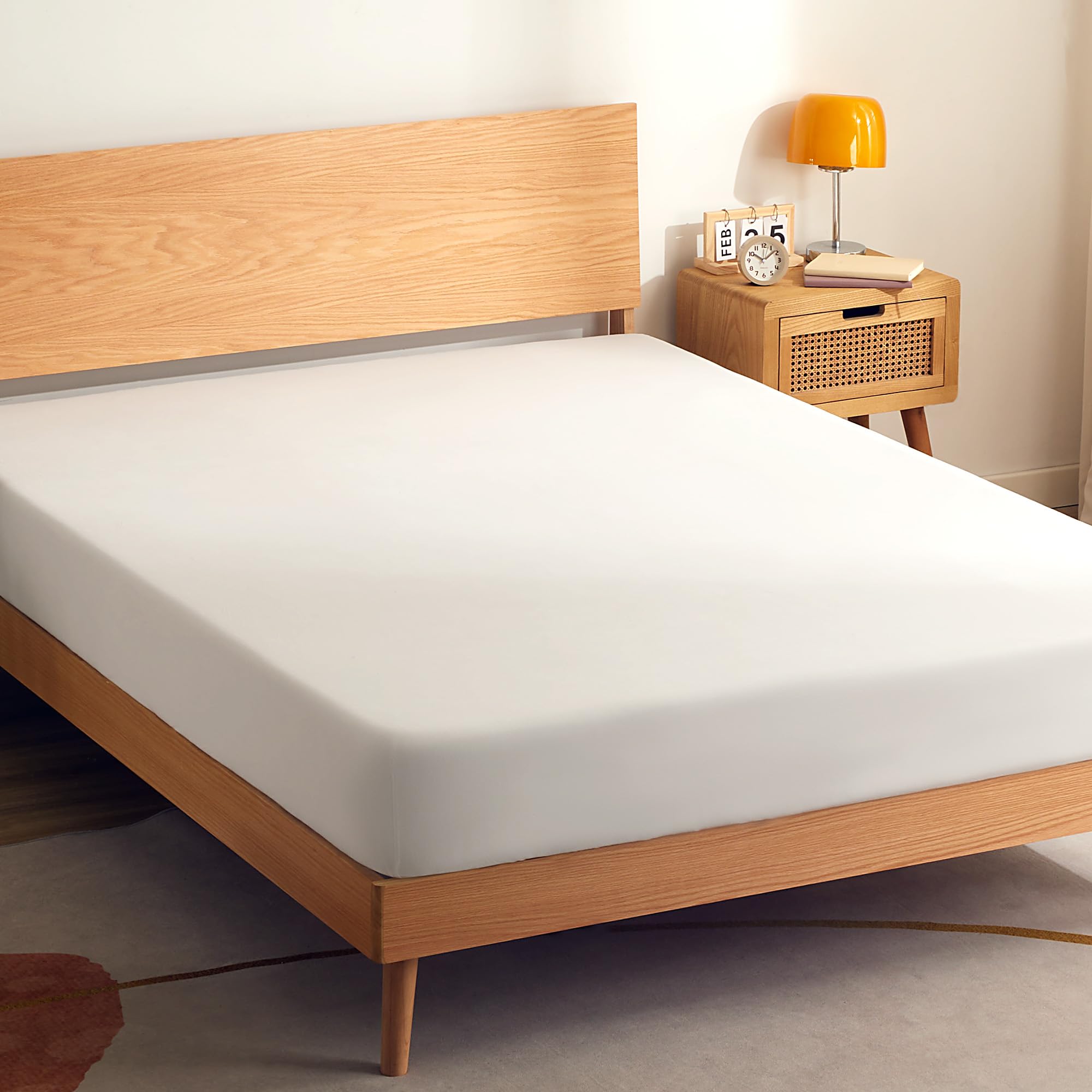 SONIVE Fitted Sheet Non Slip,Breathable Jersey Bed Sheet,Wrinkle-Resistant, 30cm Large Pocket, Shrinkage Resistant, for Children, White,90x190cm