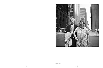 Amazon.com: Vivian Maier: 9780500025703: Blümlinger, Christa