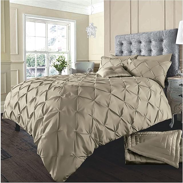 GC GAVENO CAVAILIA Pleated Duvet Cover Sets, Pintuck Bedding Sets King Size, 3 Piece Quilt Comforter Covers Latte