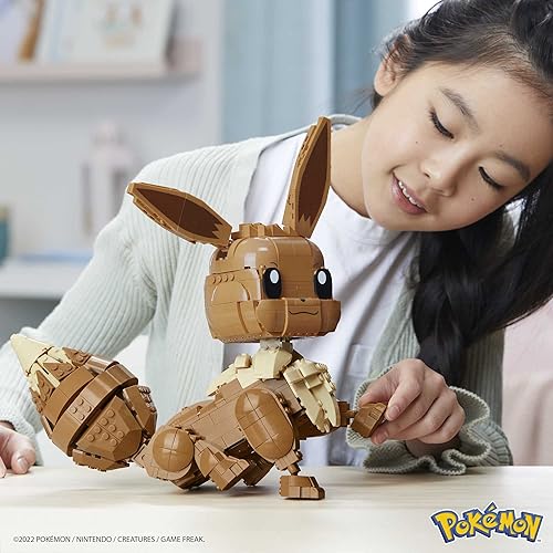 Miniatura 2 de Mega Pokémon - Juego de juguetes de construcción Jumbo Eevee con 824 piezas, articulados y posables, 11 pulgadas de alto, para niños (exclusivo de