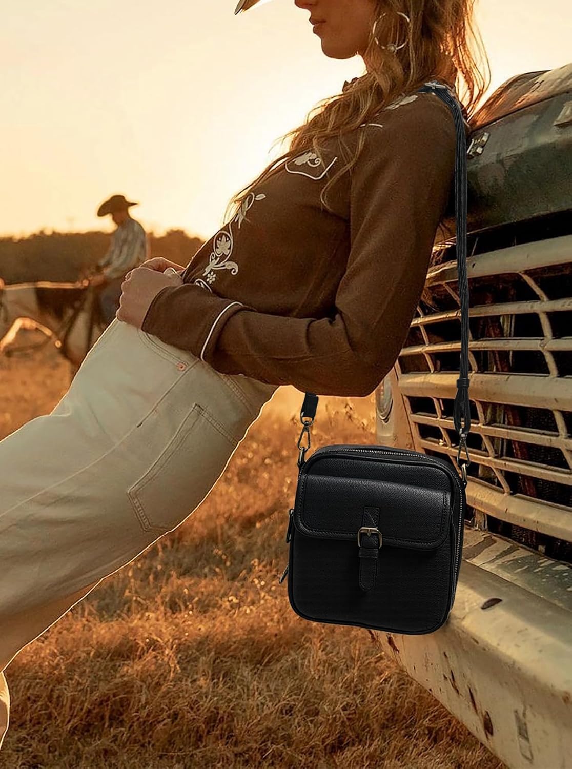 Small Crossbody Bag Vegan Leather Messenger Purse for Women Men, Vintage CrossBody Shoulder Purse with Card Slots - Image 2