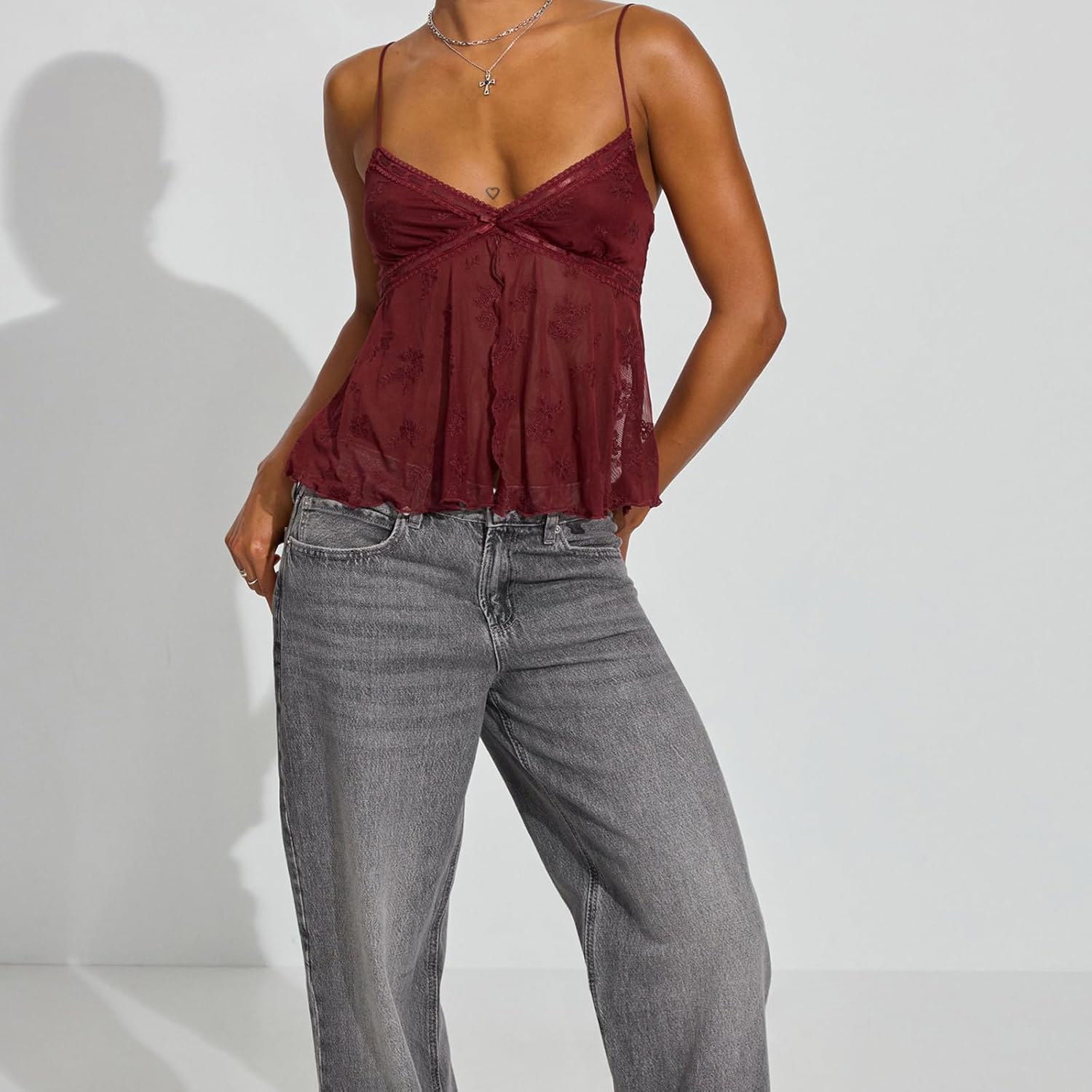 Women Floral Lace Camisole Y2k Sexy Cropped Lace Cami Tops Summer Spaghetti Strap V Neck See Through Tank Tops - Image 2