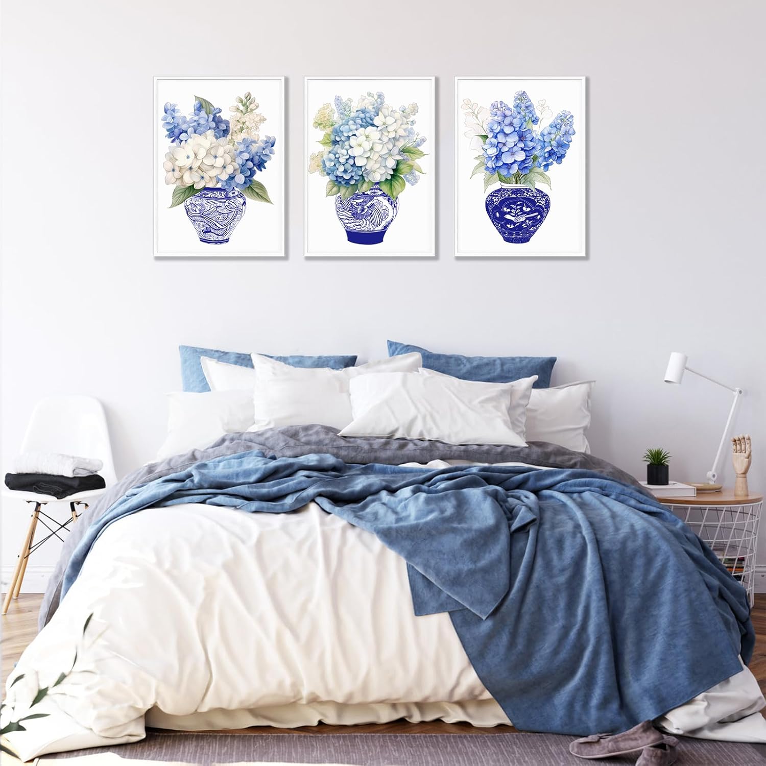 YJYCLD 3 Pieces Blue White Chinoiserie Hydrangea Canvas Wall Art Print Set Watercolor Flowers Botanical Plant Decor Canvas Painting Oriental Porcelain Vase Flower Jar Poster Pictures No Frame