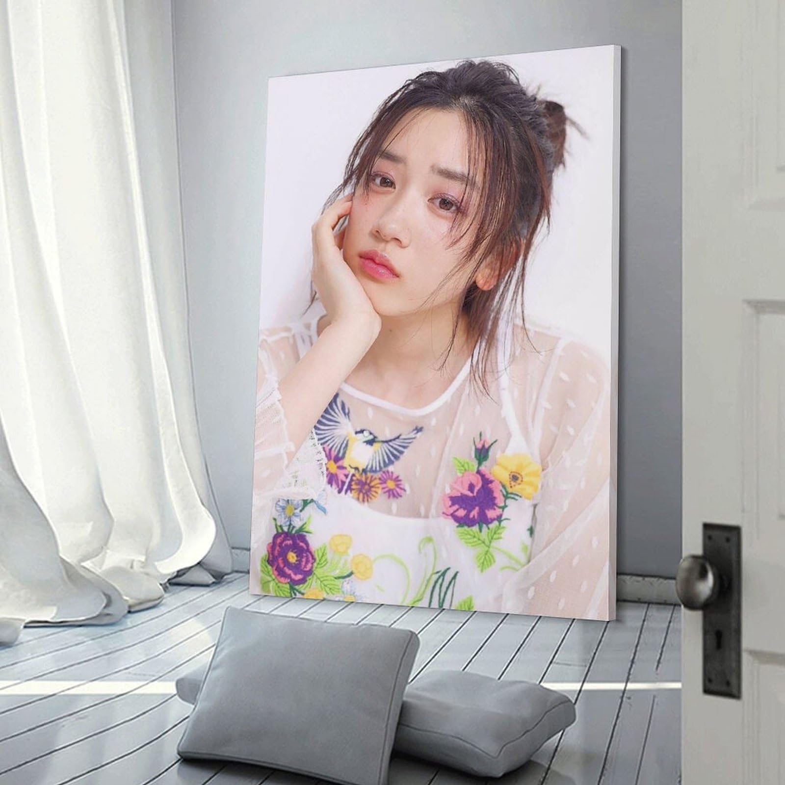 【３名枠非売品　新品未使用】色憑くモノクローム ポスター Amazon.co.jp: 永野芽郁 日本の有名女優 可愛い 美しい 無邪気 活発