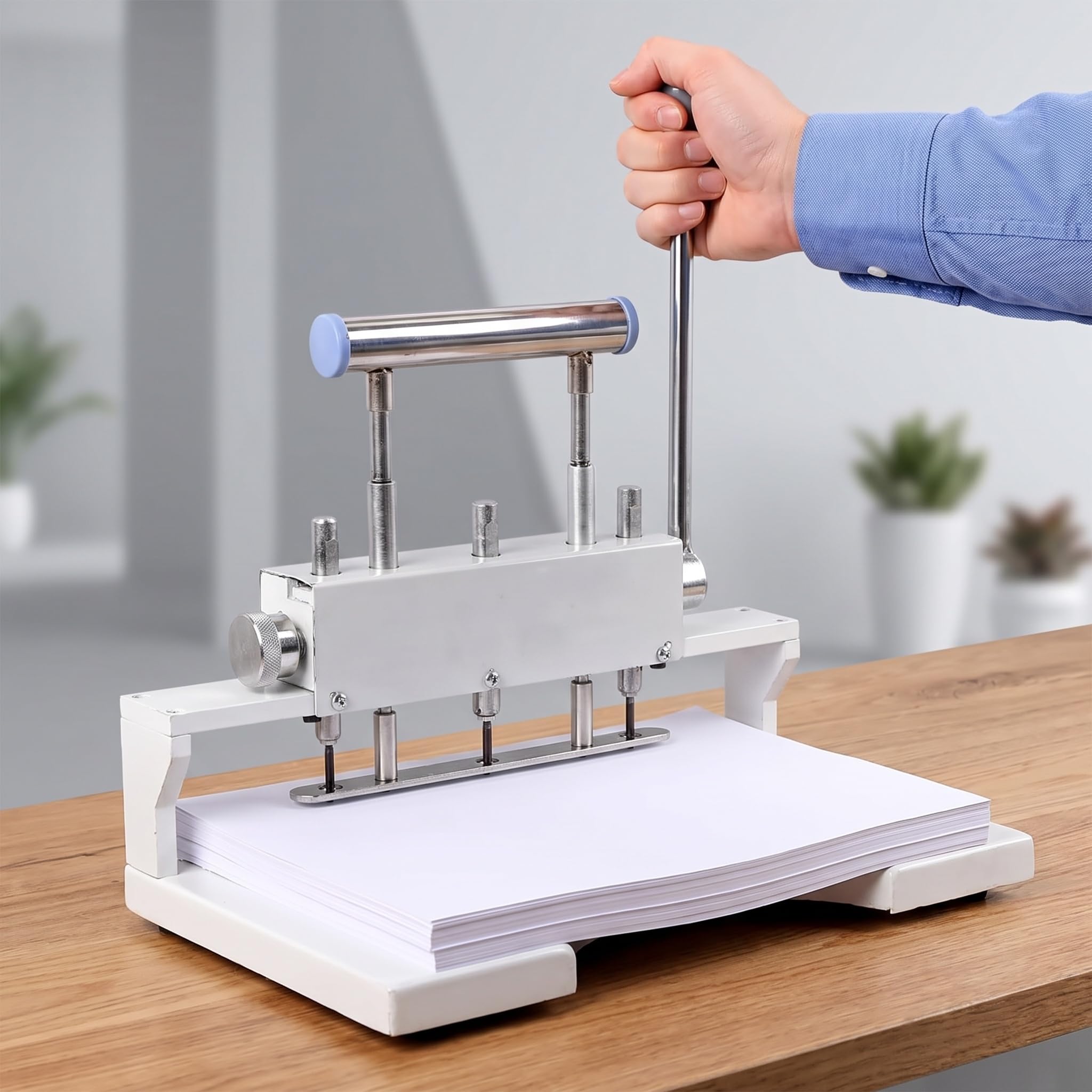 Rilegatrice Manuale A 3 Fori per Impieghi Gravosi, capacità Fino A 300 Fogli, Diametro Foro 4 Mm E Passo 83 Mm, Forniture per Ufficio E Scuola