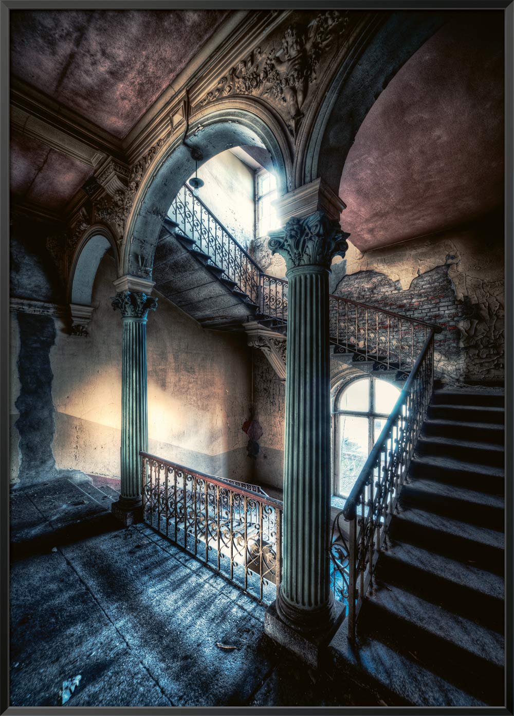 International Graphics - Framed art print - Matthias, Haker - ''Forgotten Glory''- 51 x 71 cm - Frame Color: Black - Series ATHOS
