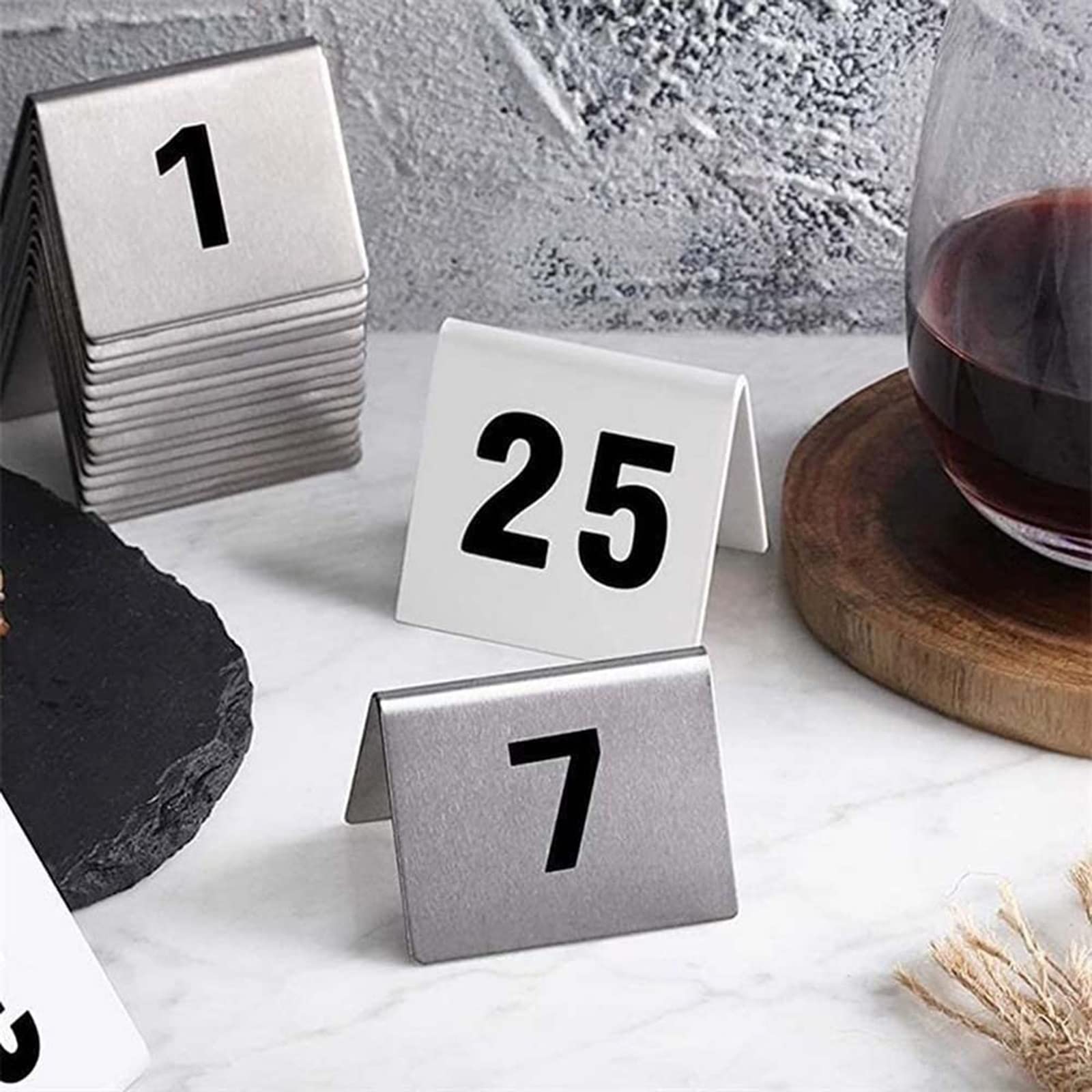 GTHTUHFD Metal Table Numbers 1-50/100, Table Numbers Cards Recyclable, Sturdy And Easy To Clean, Stackable, Double Sided For Easy Recognition, Restaurant Cbar Place Table Marker/S,Sier-No. 1-100