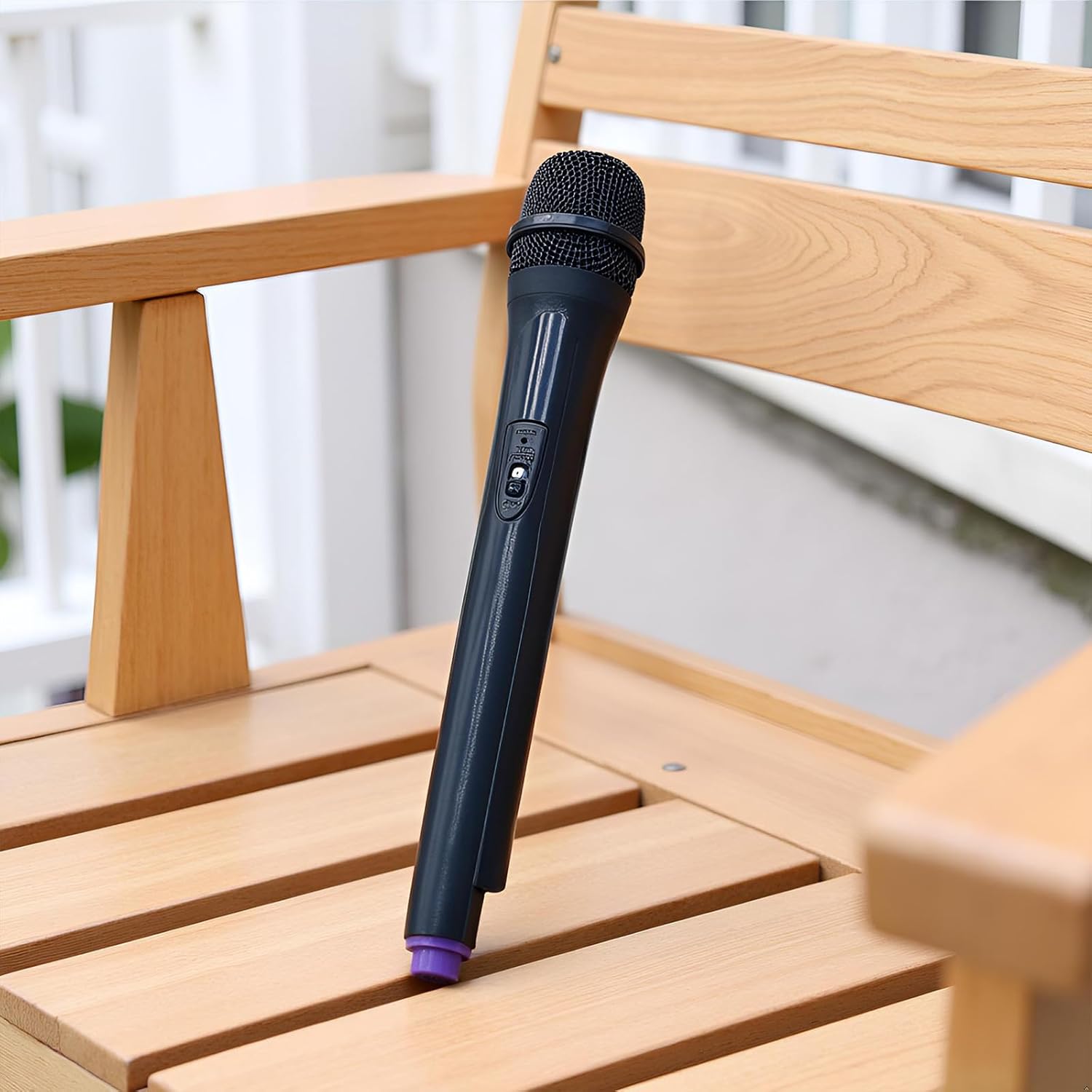 Fake Microphone Plastic Realistic Microphone Simulate Speech Practice Prop for Karaoke Fun Stage or Costume Prop Birthday Party Accessory(Random Color on The Bottom) - Image 5