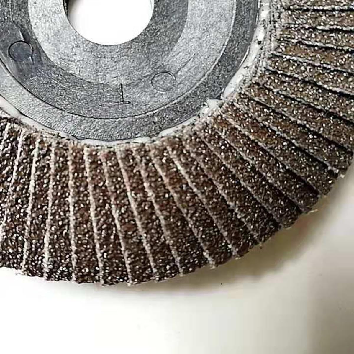 Rueda de Pulido, Paquete de 20 Discos Abrasivos de Aleta de Alúmina Rueda de Aleta de Lijado Abrasiva de 100 Mm/4"Se Adapta a Todas Las Amoladoras Angulares/a/80Grit