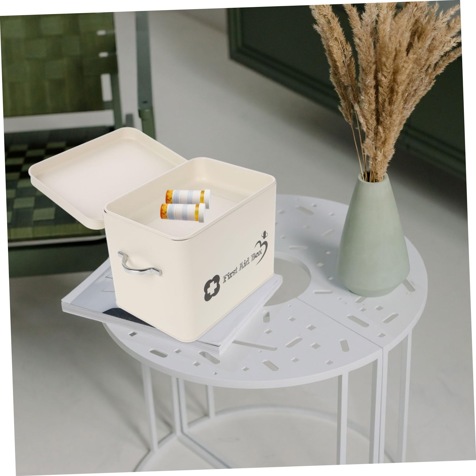 Cabilock Caja Organizadora de Medicamentos Pequeña de Acero Inoxidable Diseño Multilayer para Uso Doméstico y Viaje, Almacenamiento Seguro Prueba de Polvo para Niños