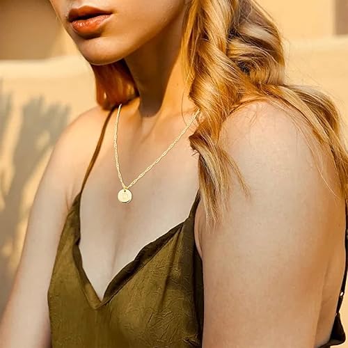 Vista 3 de Collar con dije de moneda inicial de oro, chapado en oro de 18 quilates, collar con colgante de letra para mujer, alfabeto inicial personalizado A-Z