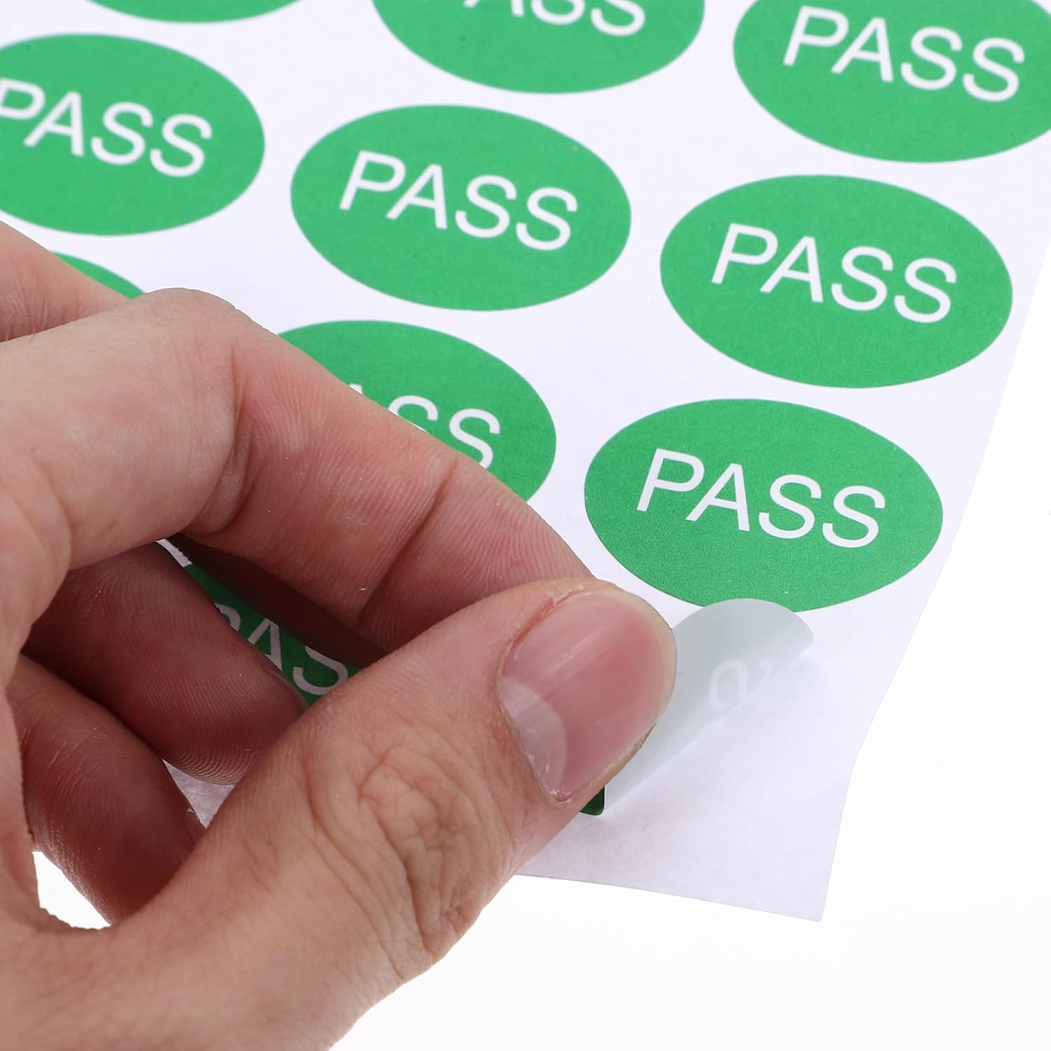 Qc Passed Stickers Labels 30X20Mm Green Self-Adhesive Warehouse Qc Passed Tags for Quality Control Inventory 2000pcs