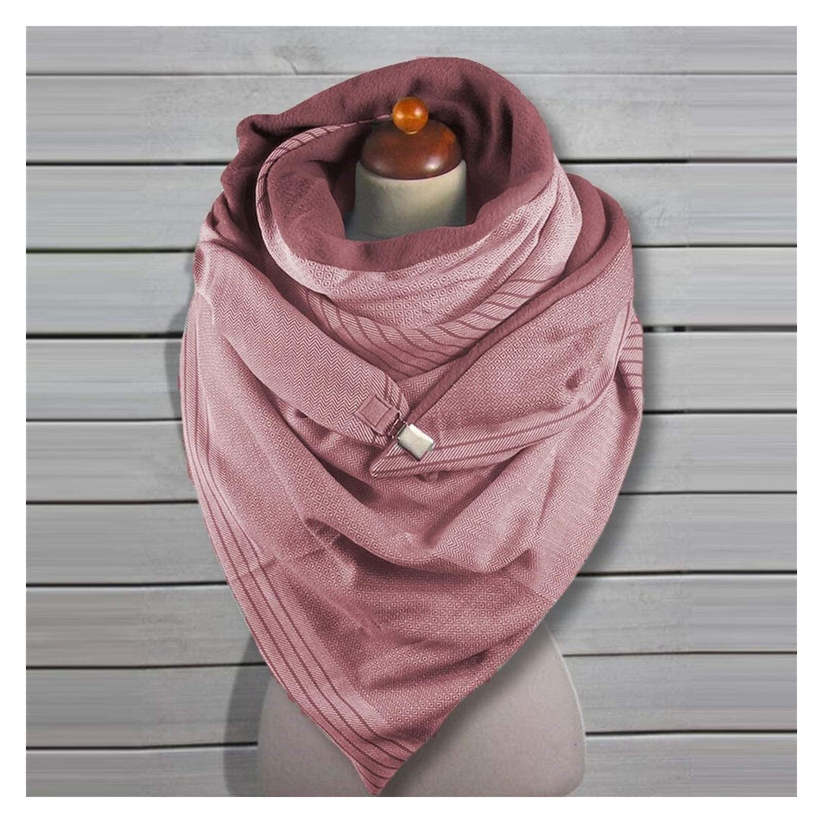 Écharpe douce femme pour protéger le cou du froid sans glisser grâce au bouton