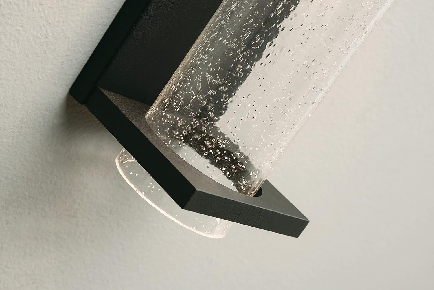 Vasari 12" Outdoor LED Sconce - 3000K 120V - Black