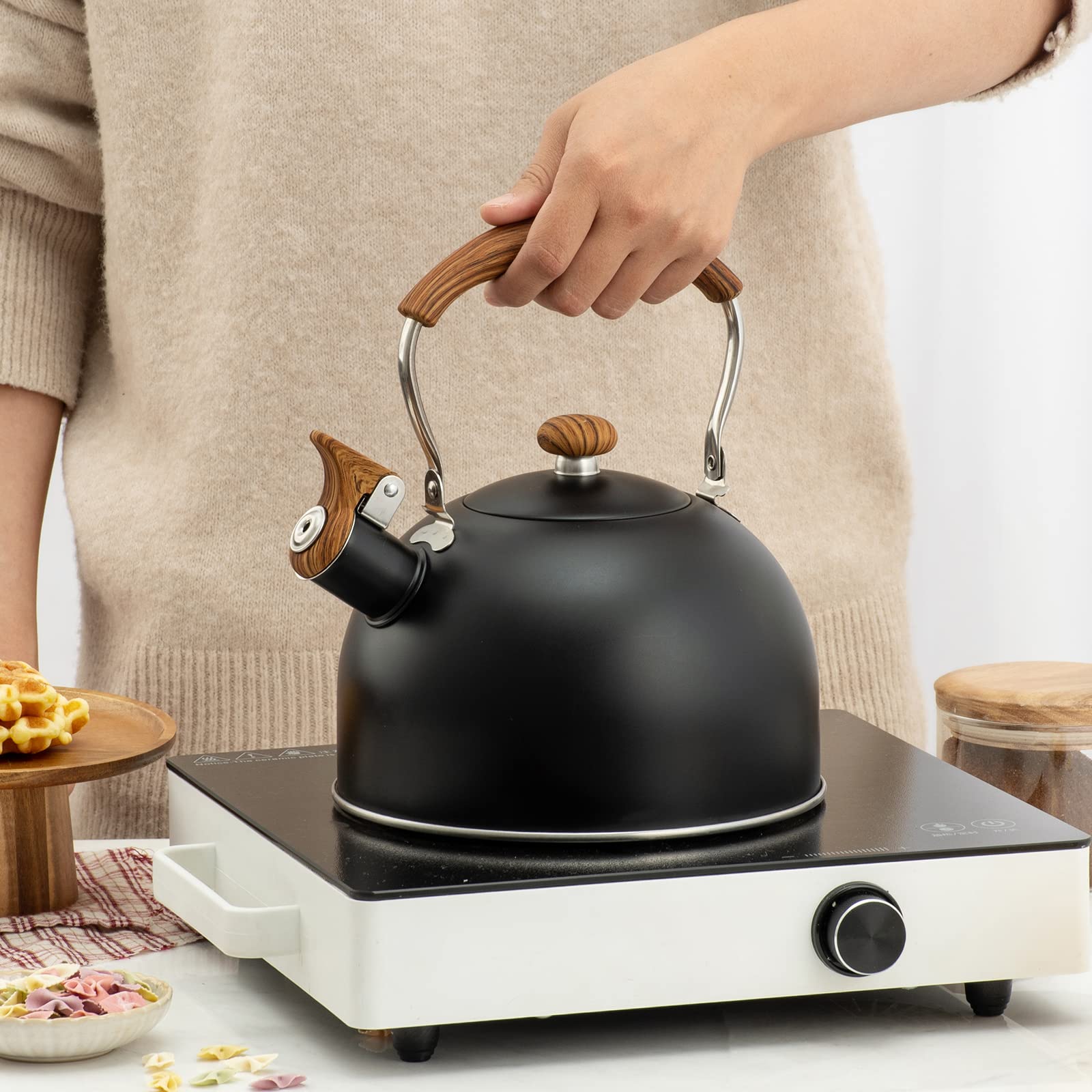 Tetera silbida con mango fuerte silbato, olla de té de acero inoxidable de grado alimenticio