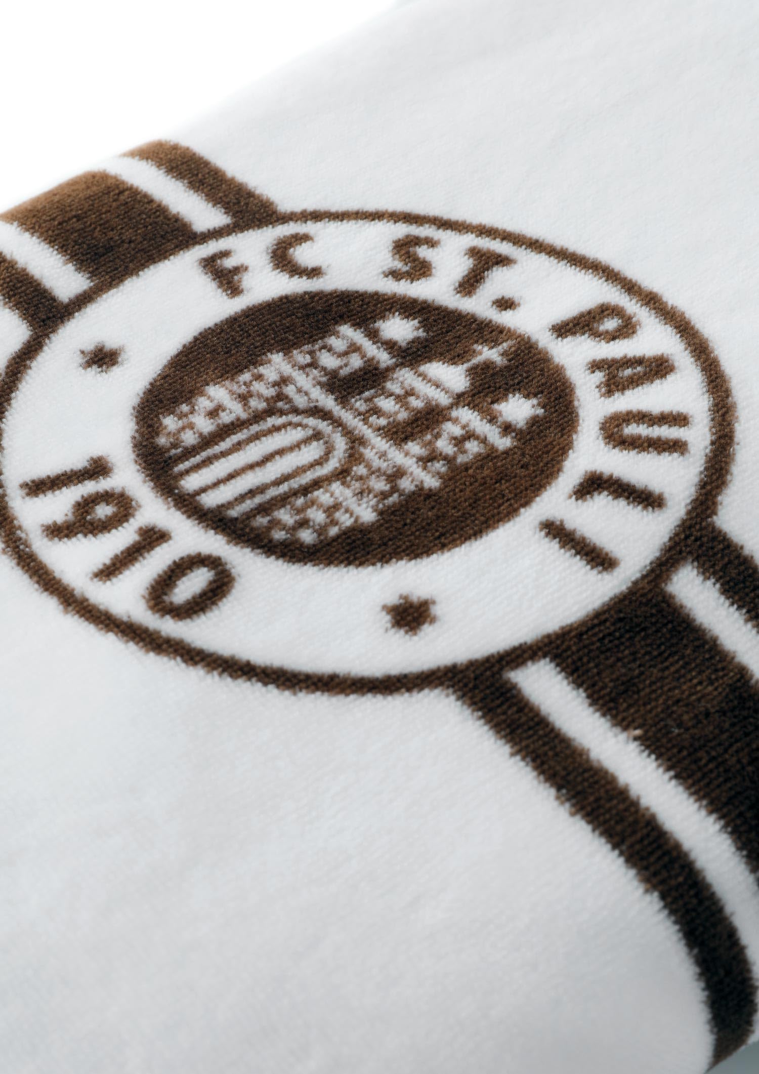 FC St. Pauli Badehandtuch Logo - Handtuch weiß aus 100% Bio Baumwolle, 75 x 150 cm