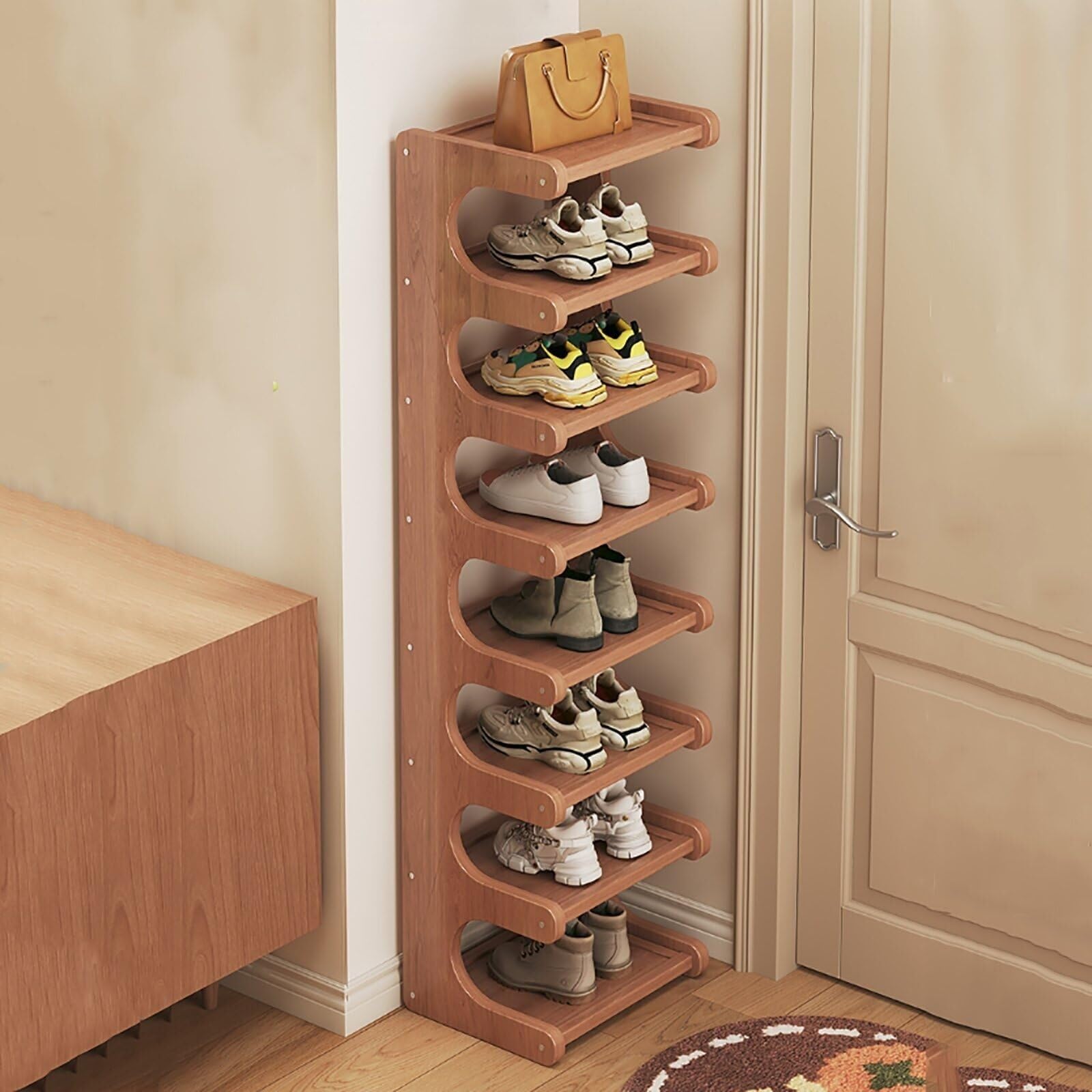Meuble à chaussures de coin pour optimiser l'espace d'entrée