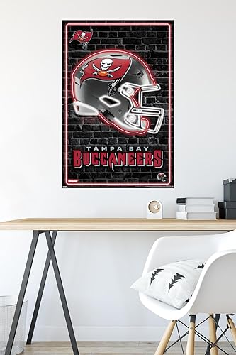 Miniatura 4 de Trends International NFL Tampa Bay Buccaneers - Póster de pared con casco neón 23, 22.37 x 34.00 pulgadas, versión de alta calidad sin marco