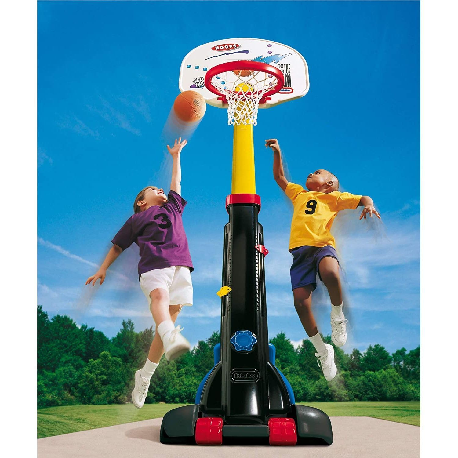Little Tikes Easy Store Set da basket - Divertimento estivo all'aperto - Altezza regolabile - Gioco attivo - Include un pallone. Età: dai 12 mesi ai 6 anni in su- Grande