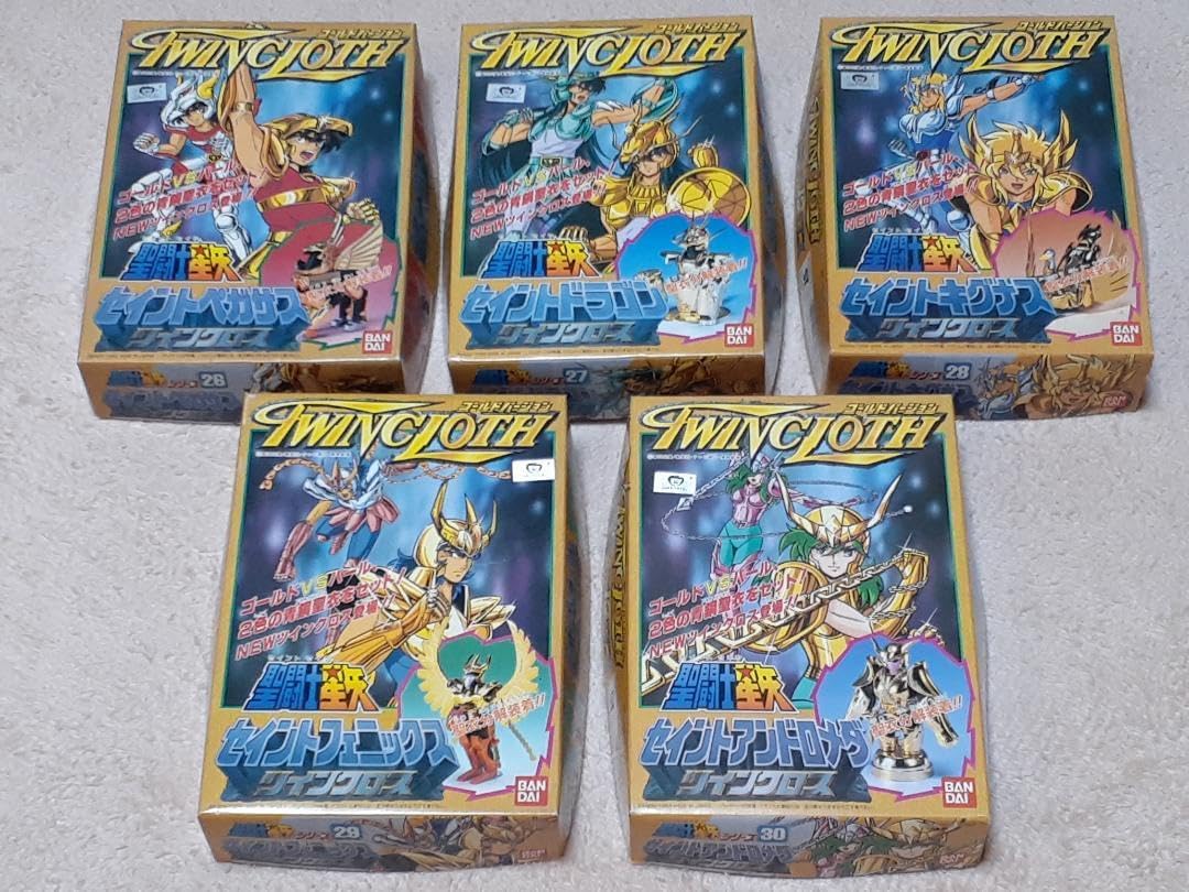 【超希少品】聖闘士星矢　ツインクロス・ゴールドバージョン５セット（おまけ1箱付） 超希少品】聖闘士星矢 ツインクロス・ゴールドバージョン5セット 超像