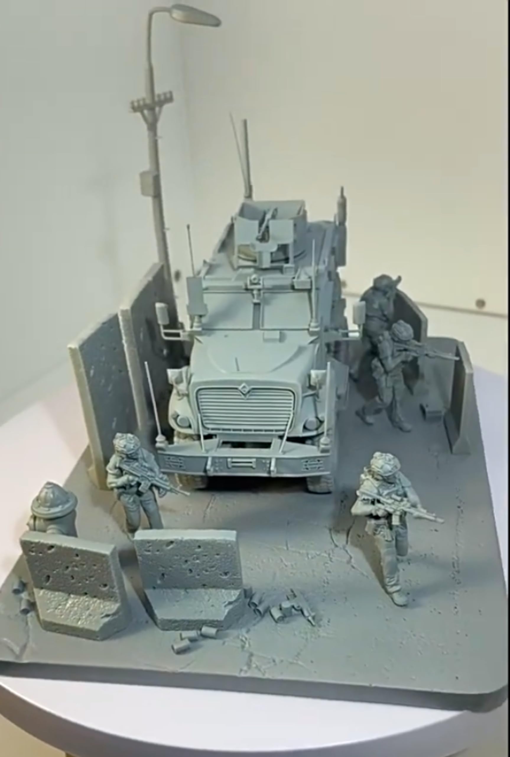 1/35 (con veicolo) Kit di modellismo in resina U.S. Commando Soldier Parti del modello in resina non dipinte e non assemblate //xA4T-6