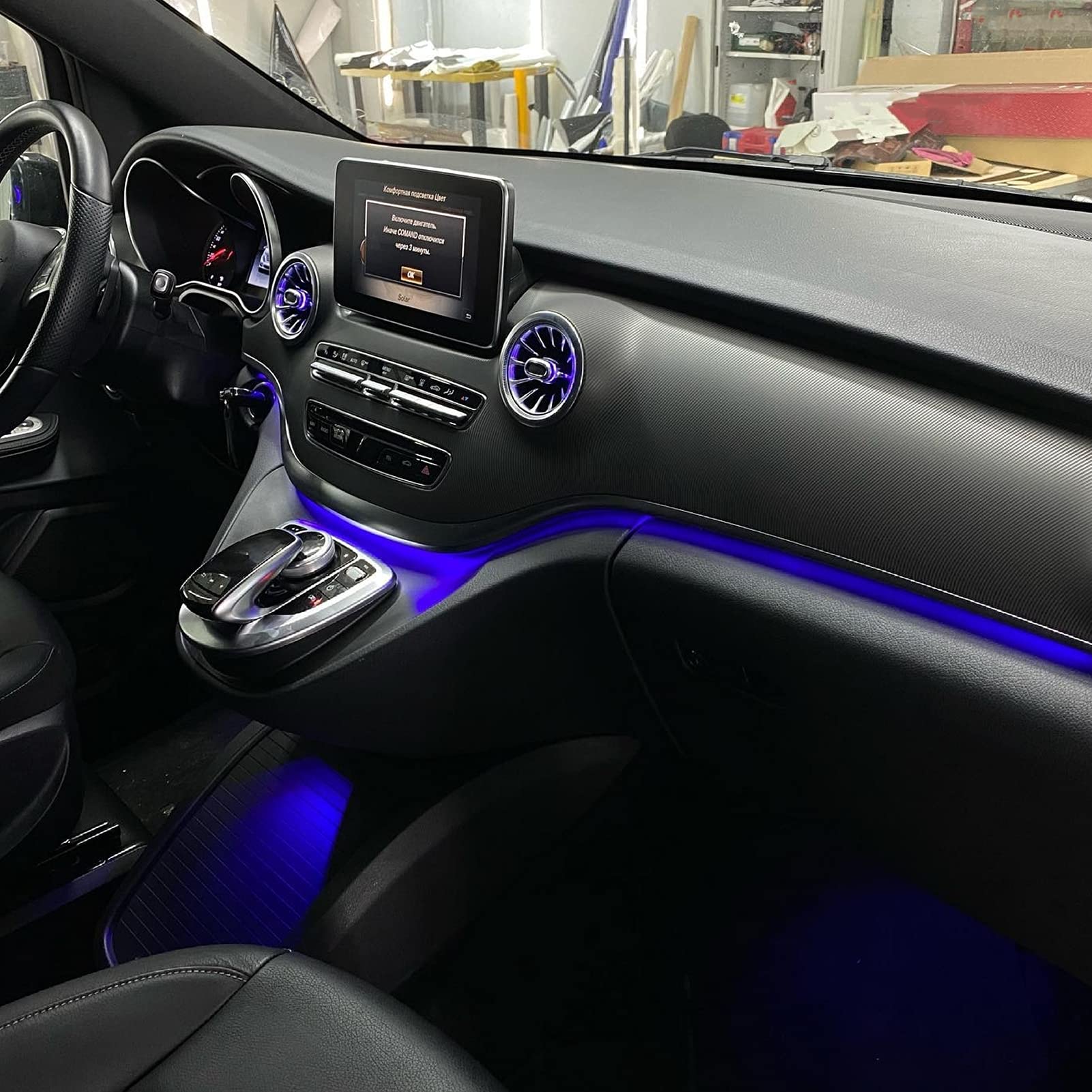 Ventilación de Aire de Turbina de Coche Kit de Luz Ambiental de Ventilación de Aire de Turbina LED Frontal de 3 Colores de 4 Piezas de Repuesto para Benz Clase V W447 2014-2020