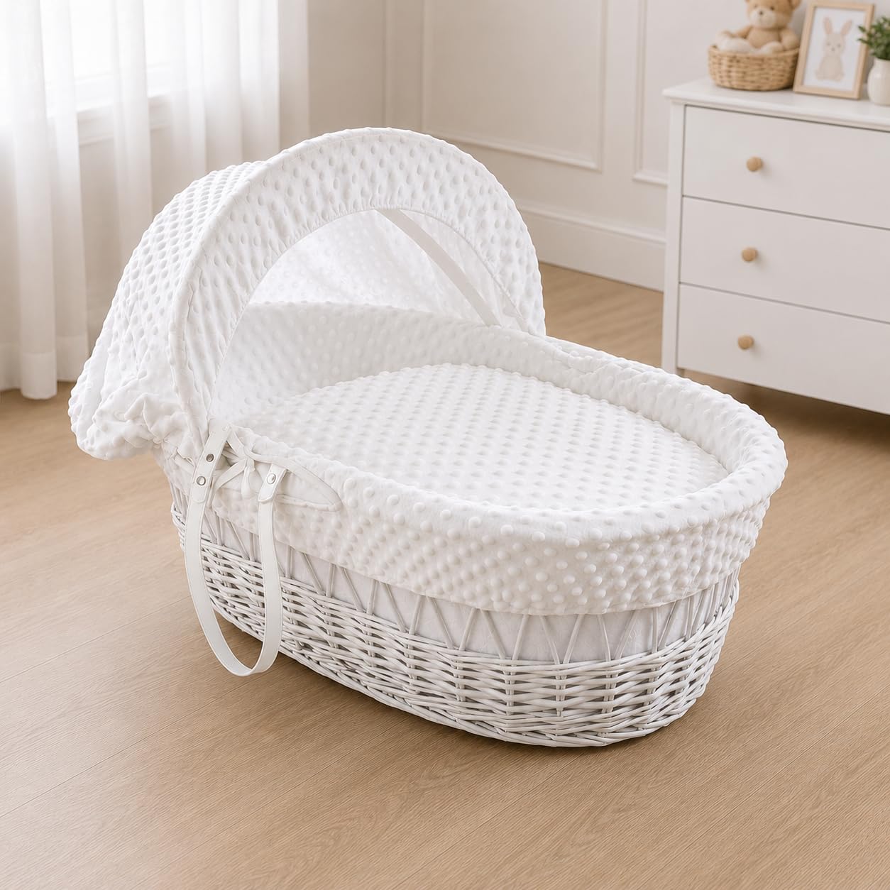SOHOBABY Couffin en Osier de Fabrication Britannique avec Support à Bascule Blanc