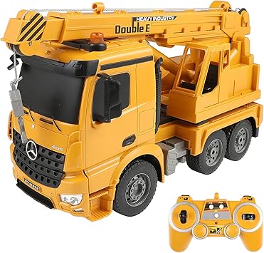 Amazon Co Jp Doublee ラジコンカー こども向け ベンツ正式ライセンス クレーン車 トラック 重機 最長辺40cm 1 2 4ghz イエロー おもちゃ