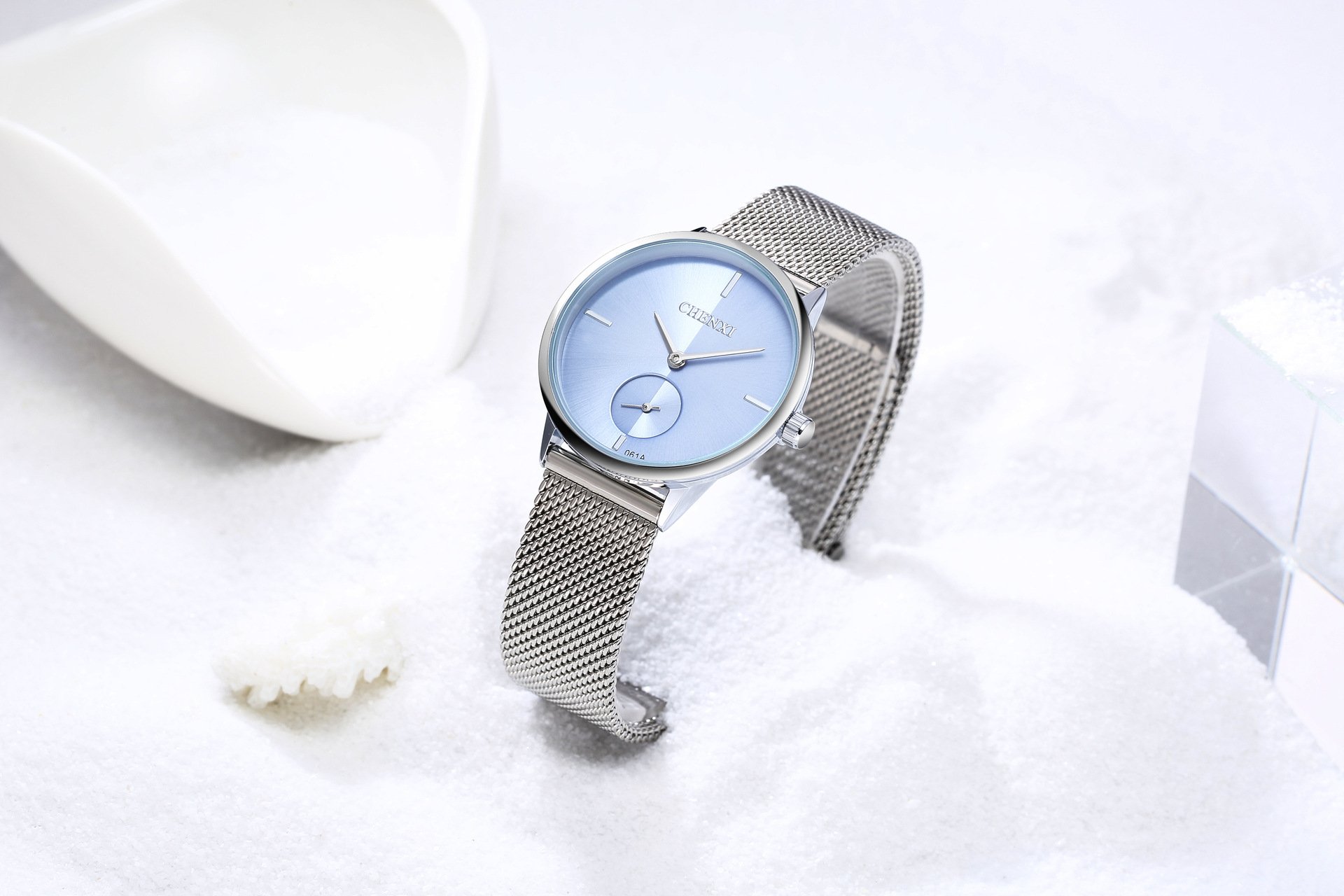 Reloj de pulsera para mujer de acero inoxidable con correa de malla trenzada de diseño simple, analógico, de cuarzo