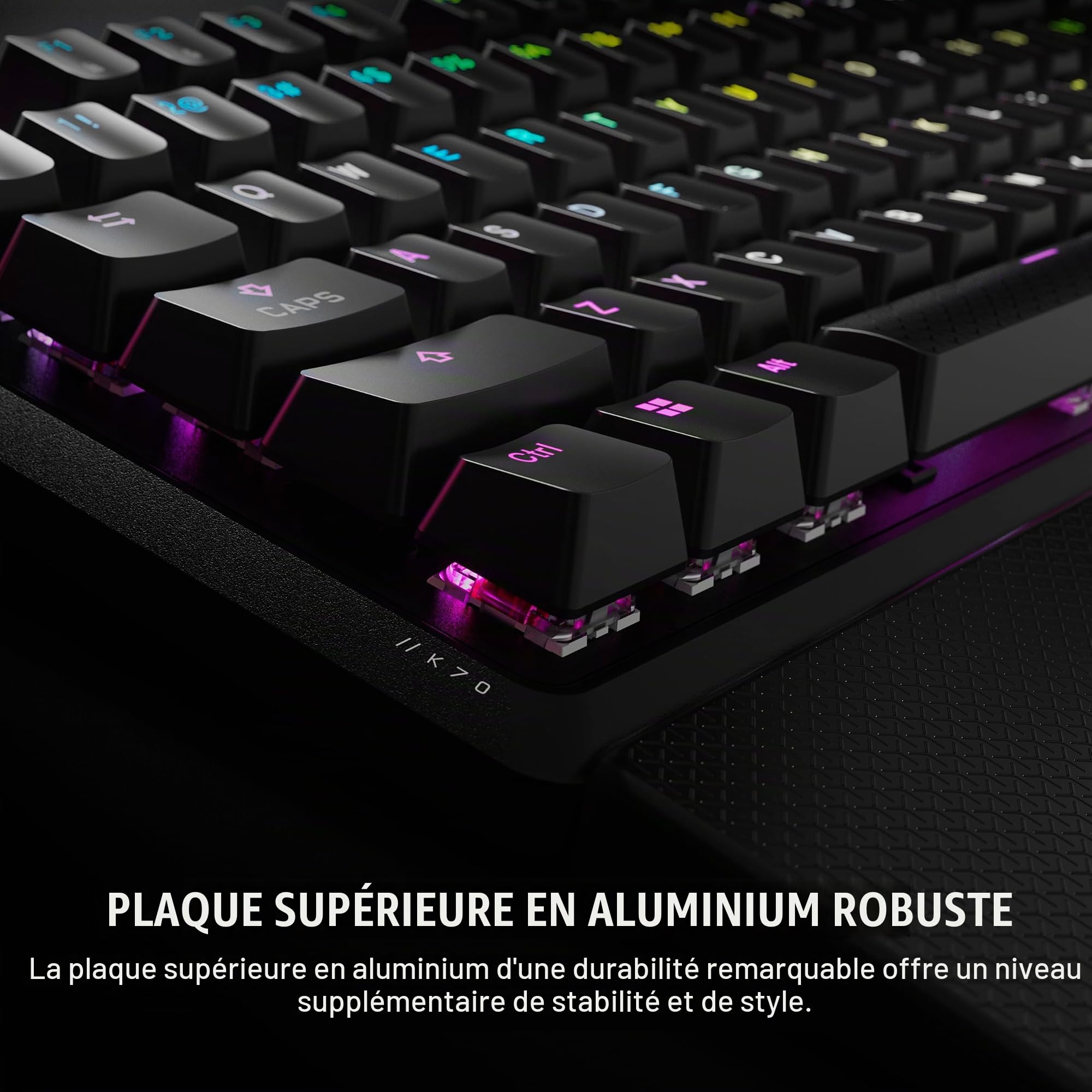 Corsair K70 Core RGB Clavier de Jeu Mécanique Filaire avec Palmrest - Pre-Lubed MLX Red Linear Switch, SOCD, ABS Painted Keys, Sound, Media Control Dial, QWERTY UK -