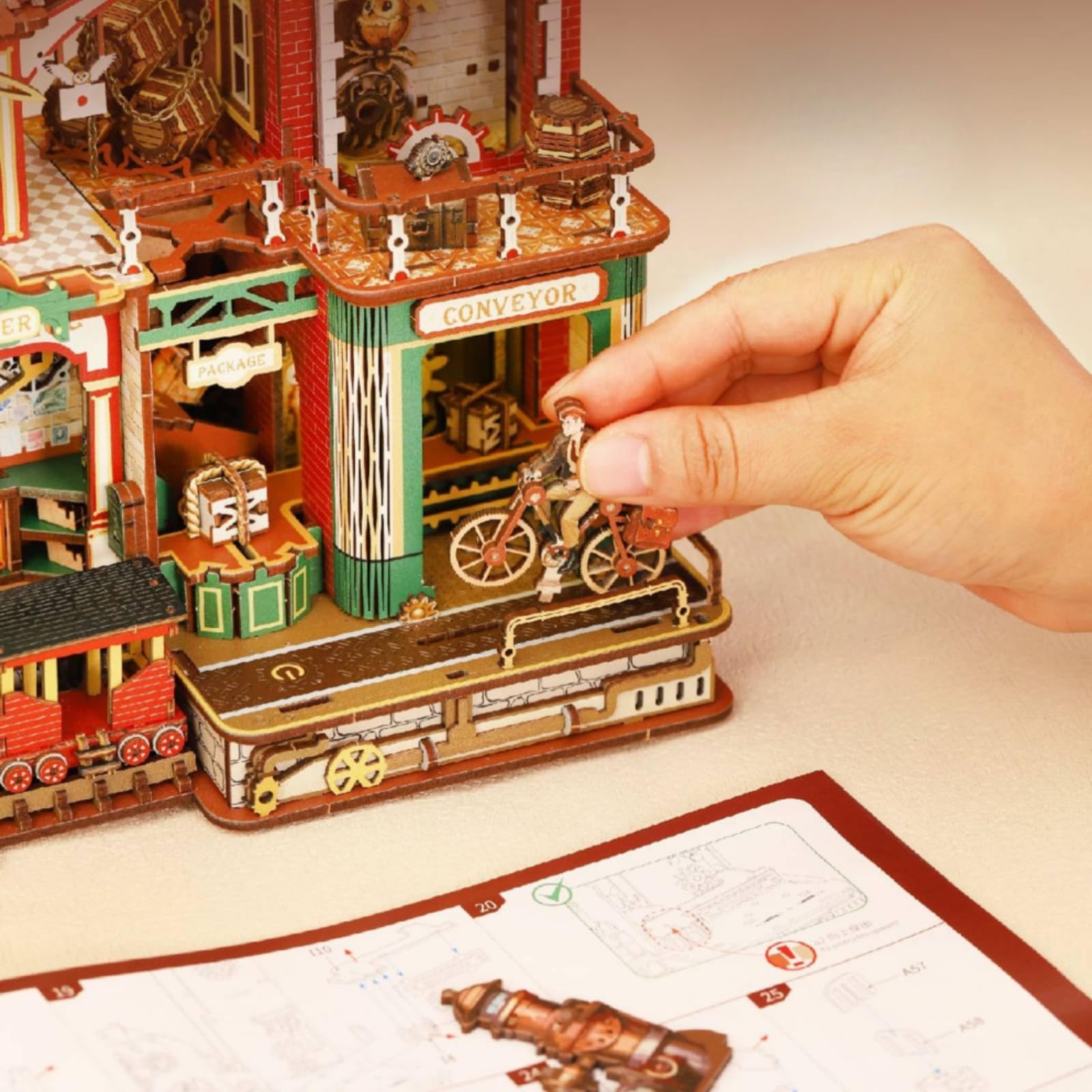 Modellino di Ufficio Postale Creativo Miniatura Fai da Te Decorativo Modellismo per Collezionisti, Libreria, Scrivania, Ufficio Postale Joy Time MX-005 Con Istruzioni In Cinese